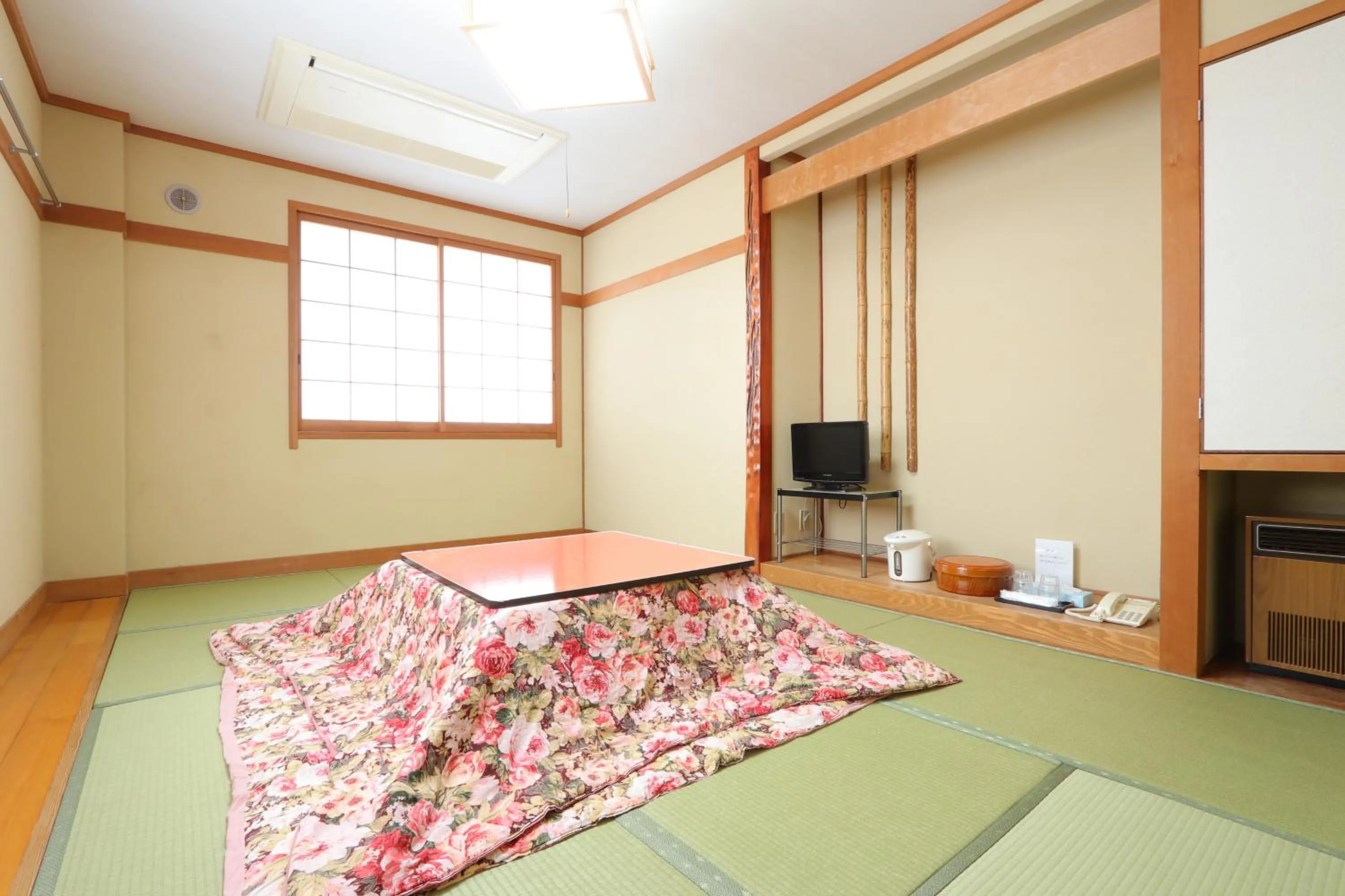 Photo of the whole room, Bed in Ryokan Nakaya