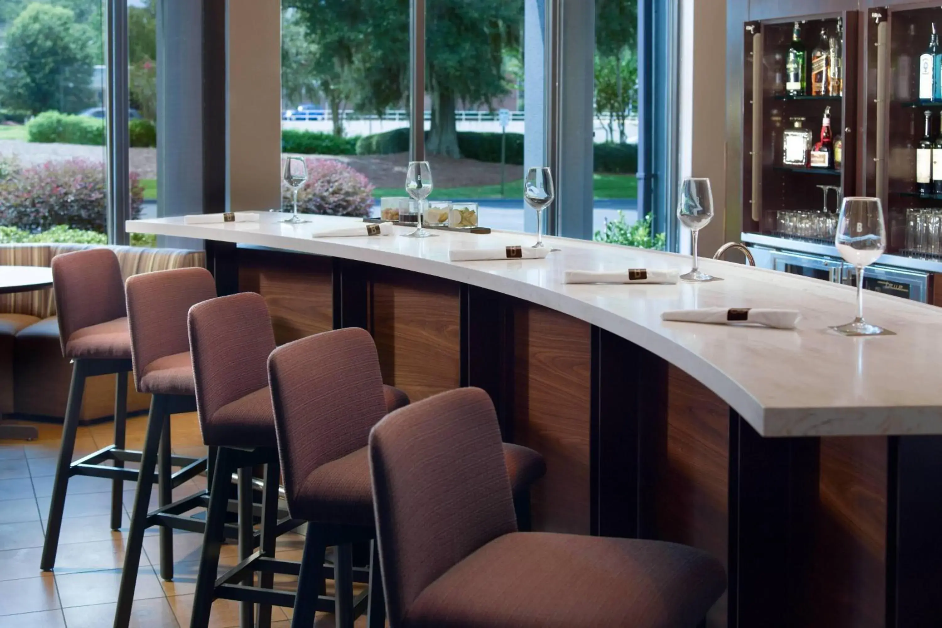 Lounge or bar in Courtyard by Marriott Tallahassee Downtown/Capital Lounge or bar in Courtyard by Marriott Tallahassee Downtown/Capital