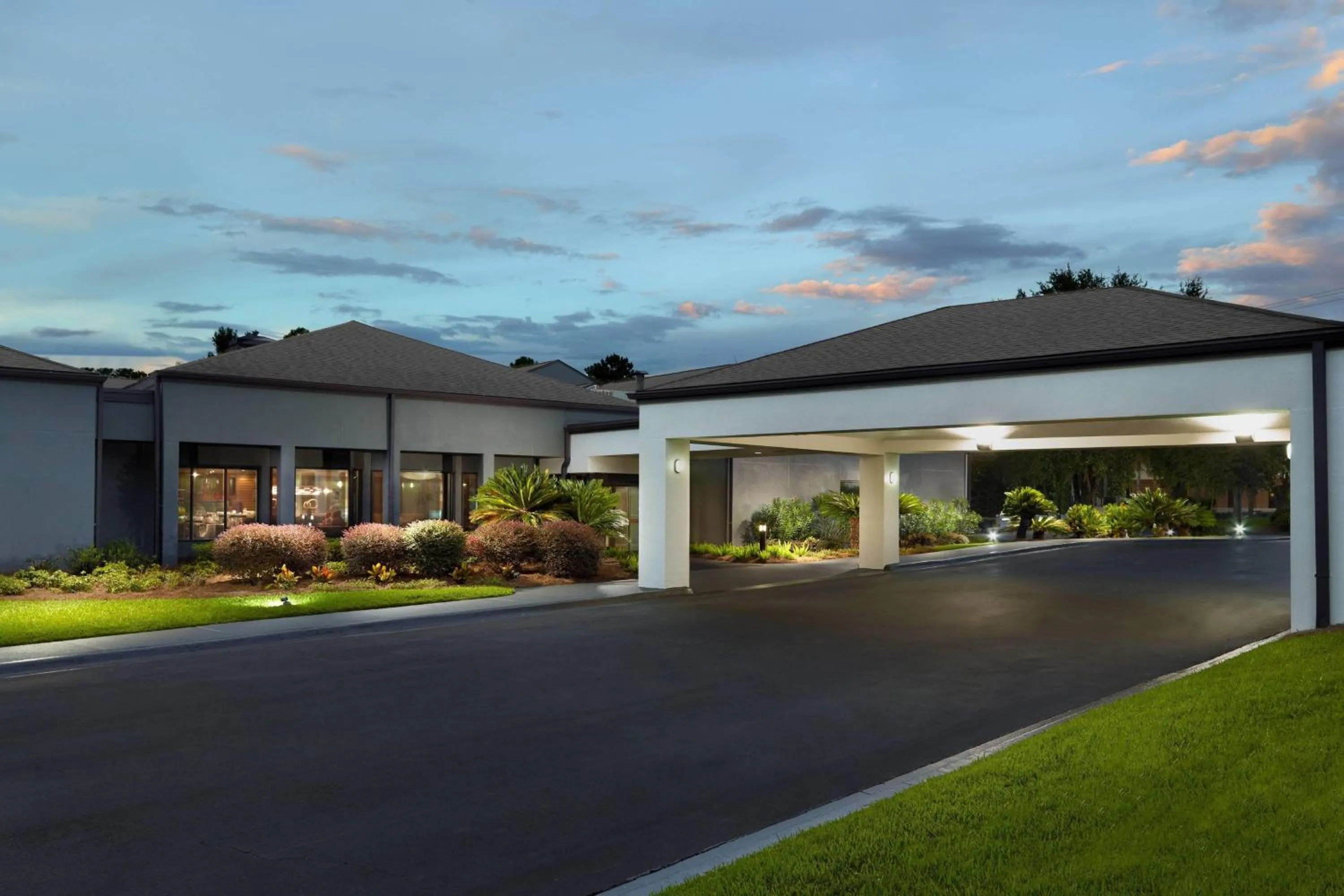 Property building in Courtyard by Marriott Tallahassee Downtown/Capital