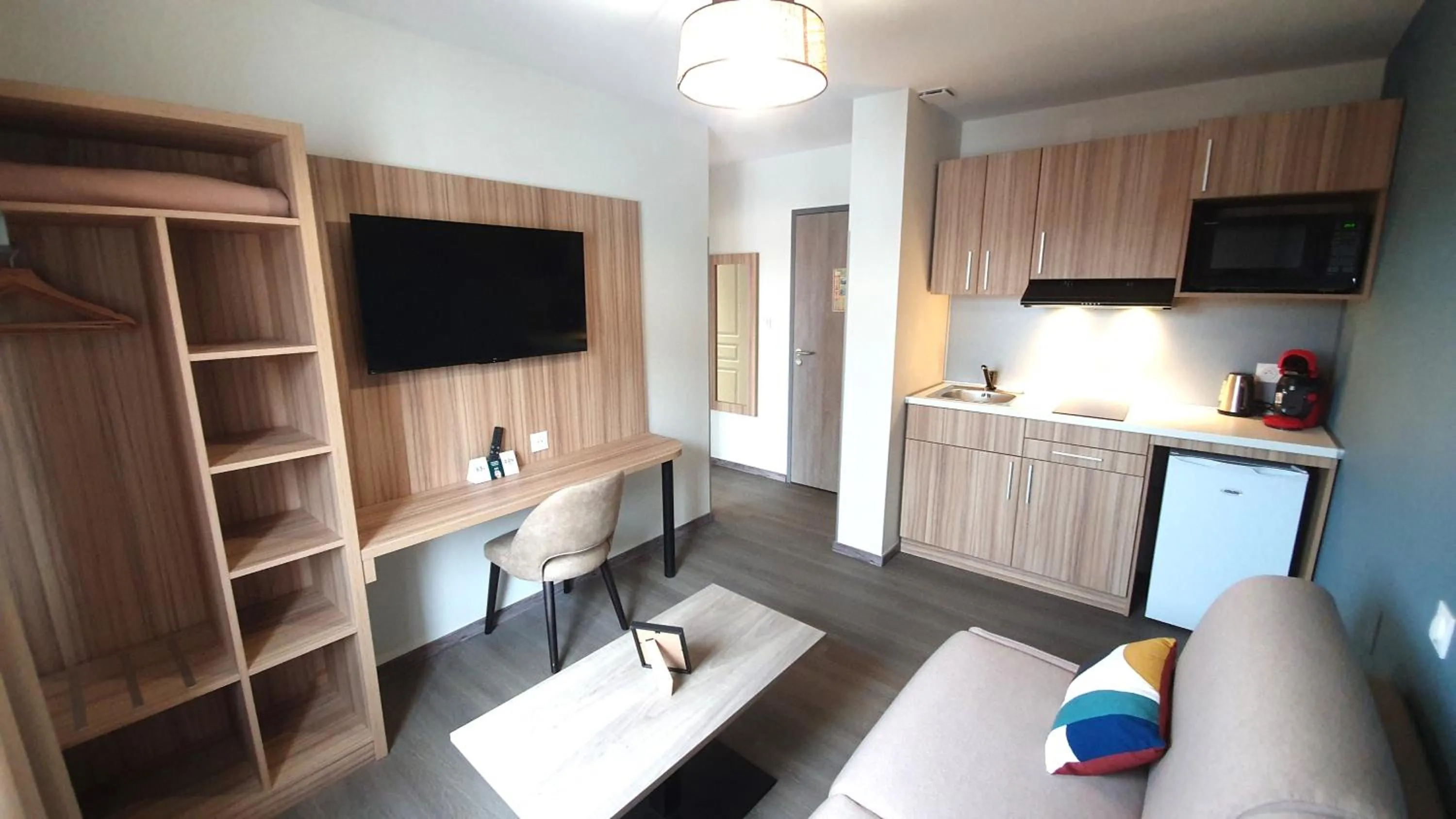 Logis Hôtel - Les Pasteliers