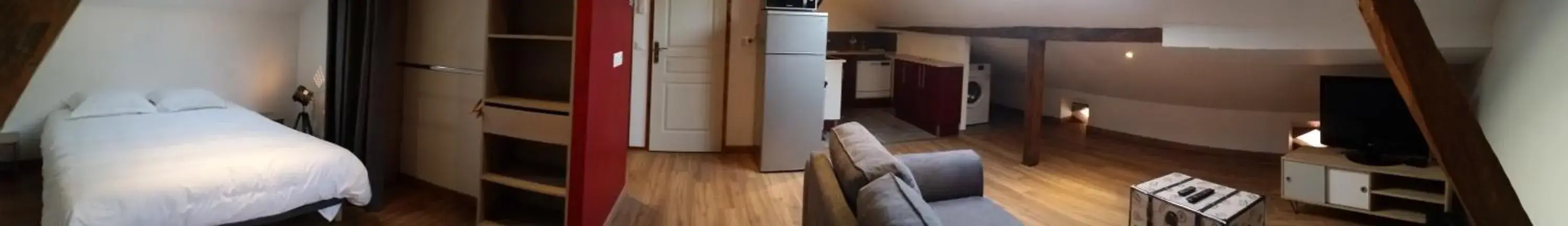 Bed in Logis Hôtel - Les Pasteliers Bed in Logis Hôtel - Les Pasteliers