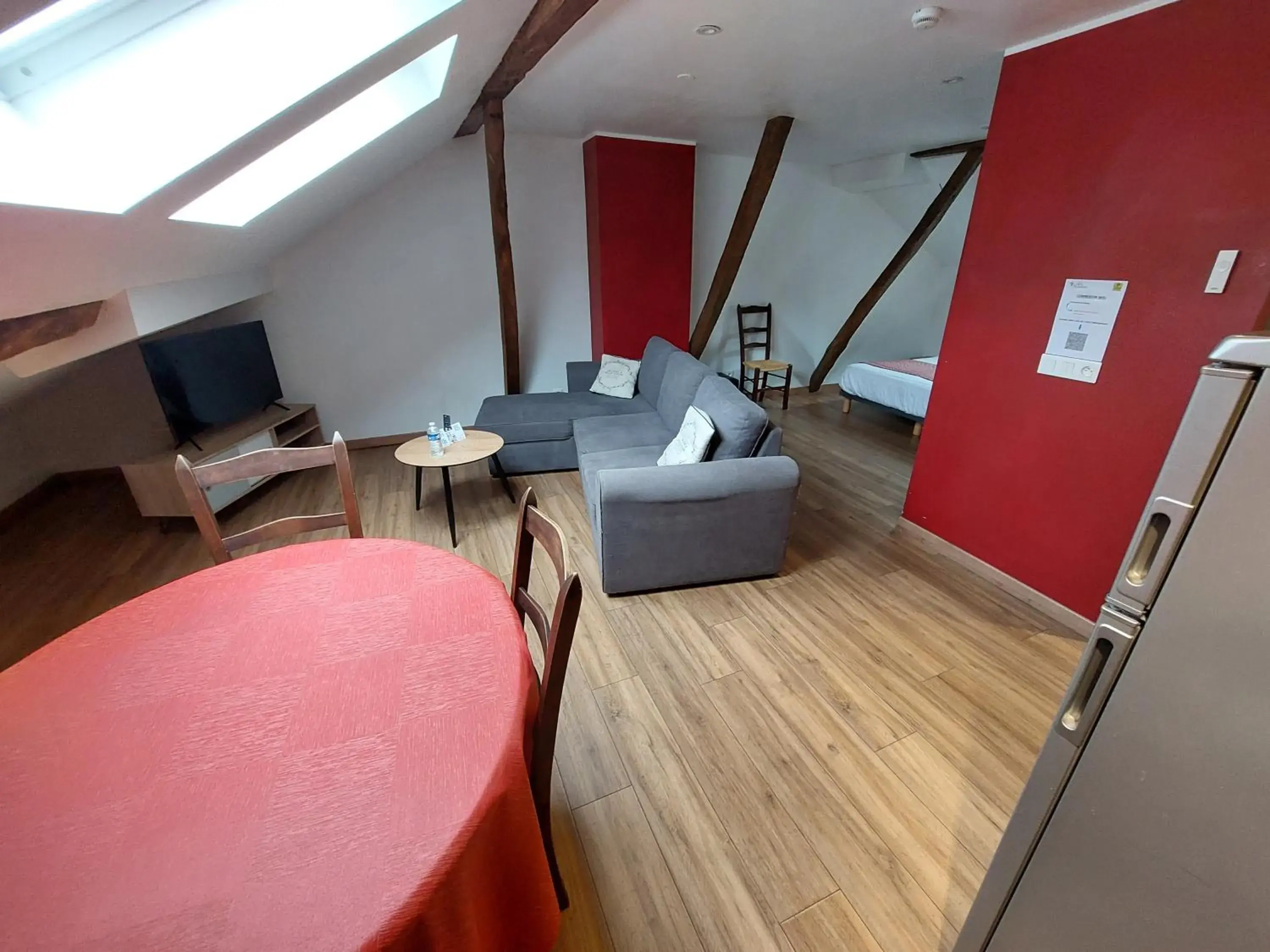 Bed in Logis Hôtel - Les Pasteliers Bed in Logis Hôtel - Les Pasteliers