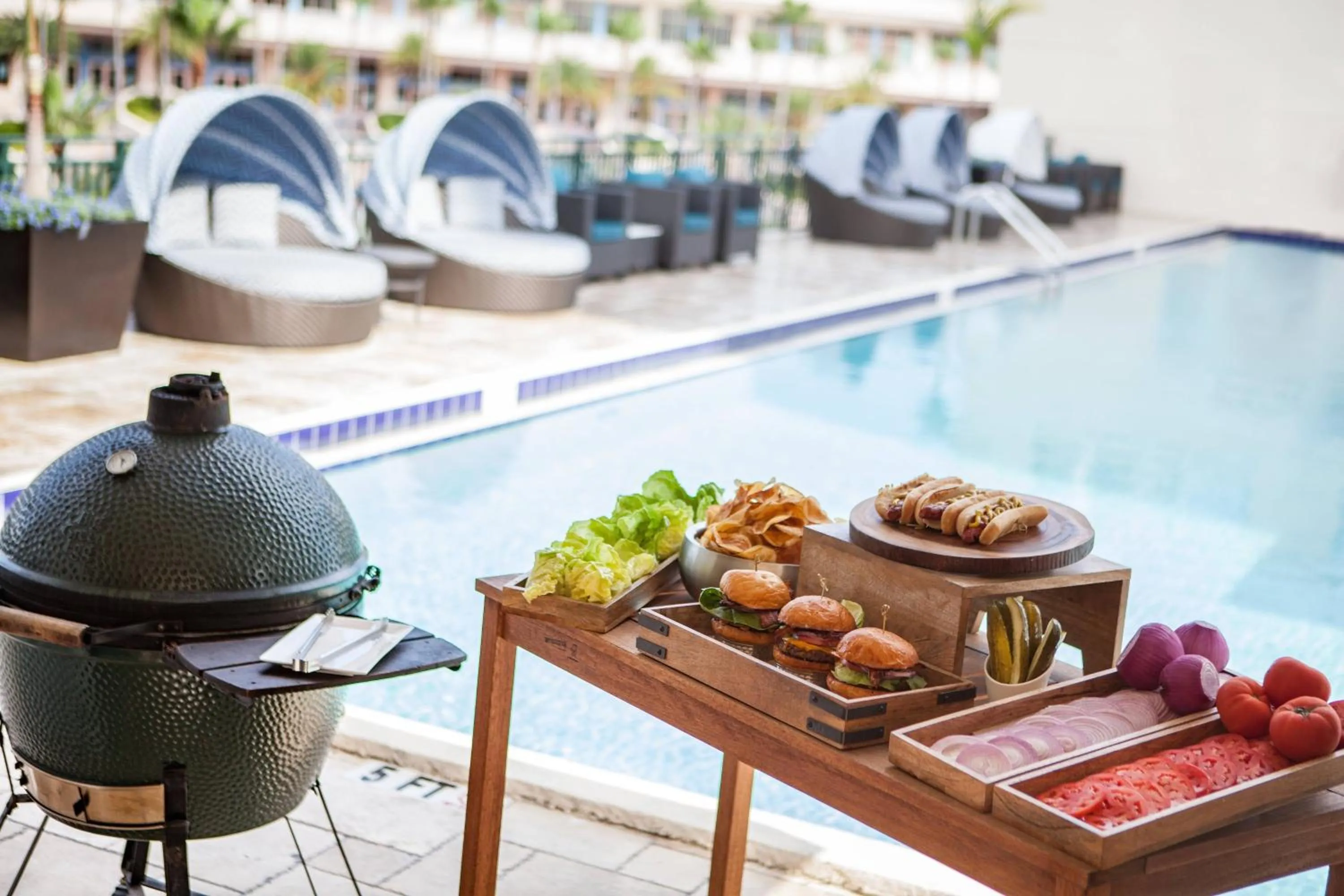 Swimming pool in Tampa Marriott Water Street