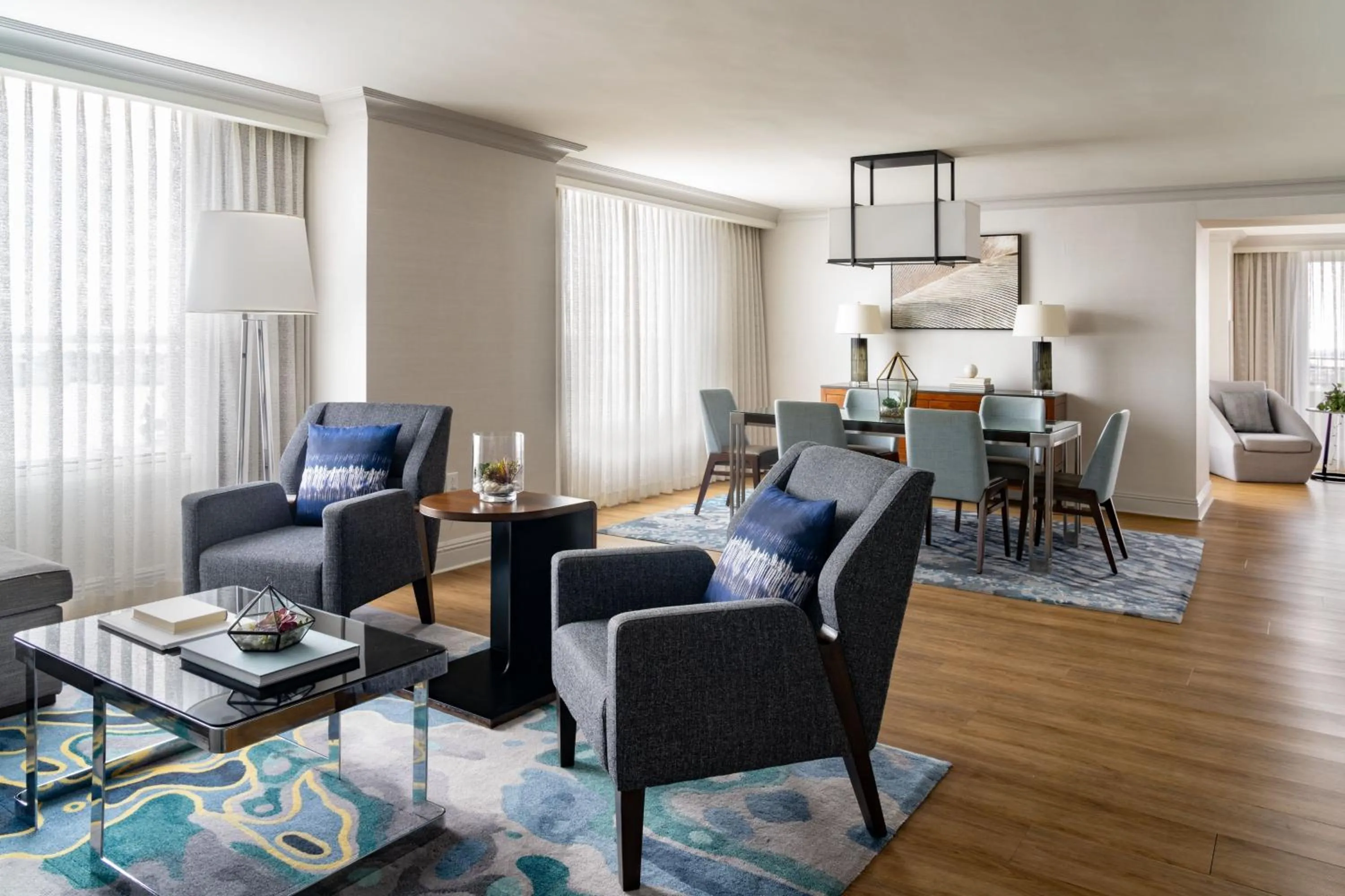 Living room in Tampa Marriott Water Street