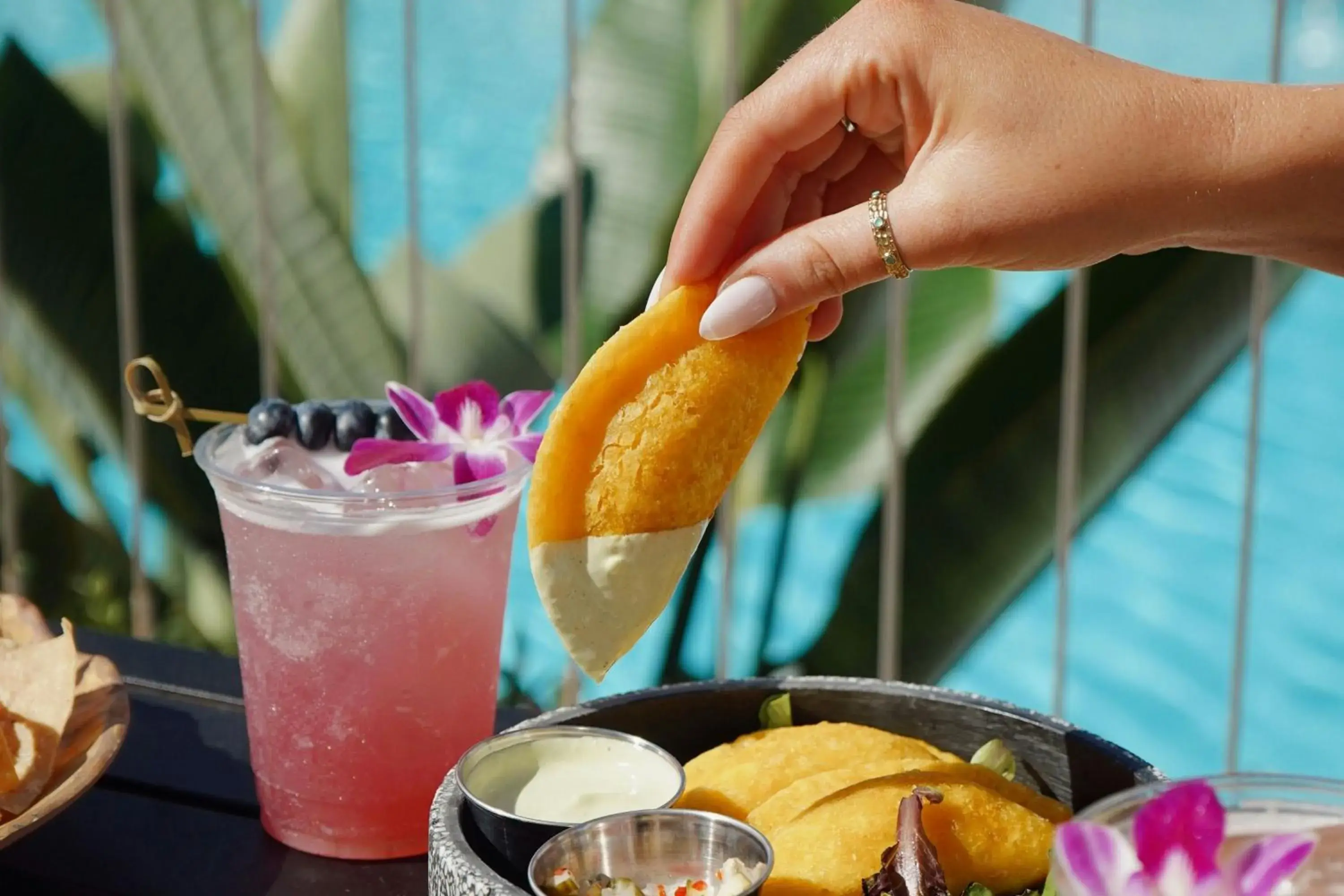 Swimming pool in The Vinoy Resort & Golf Club, Autograph Collection Swimming pool in The Vinoy Resort & Golf Club, Autograph Collection