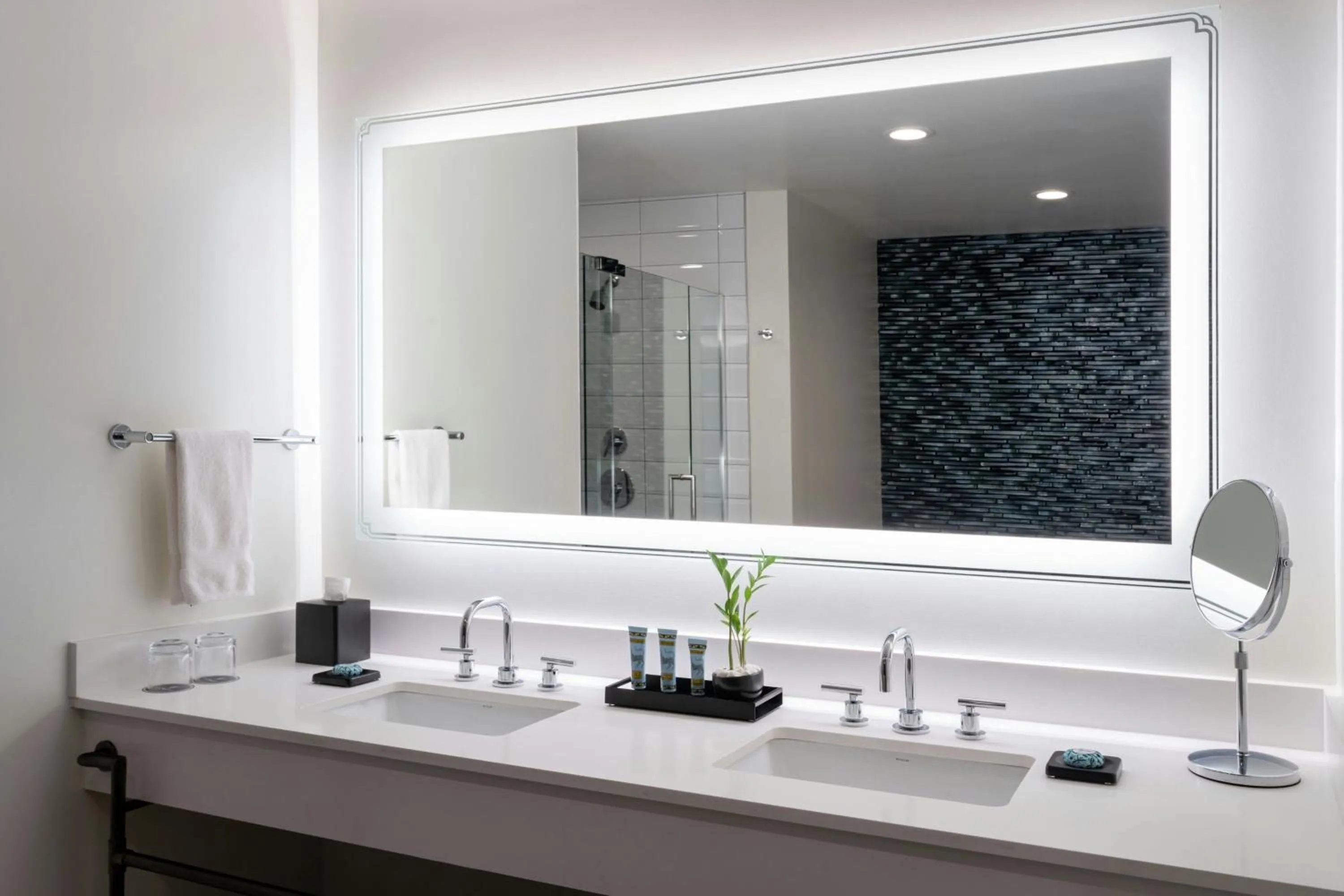 Photo of the whole room in The Vinoy Resort & Golf Club, Autograph Collection