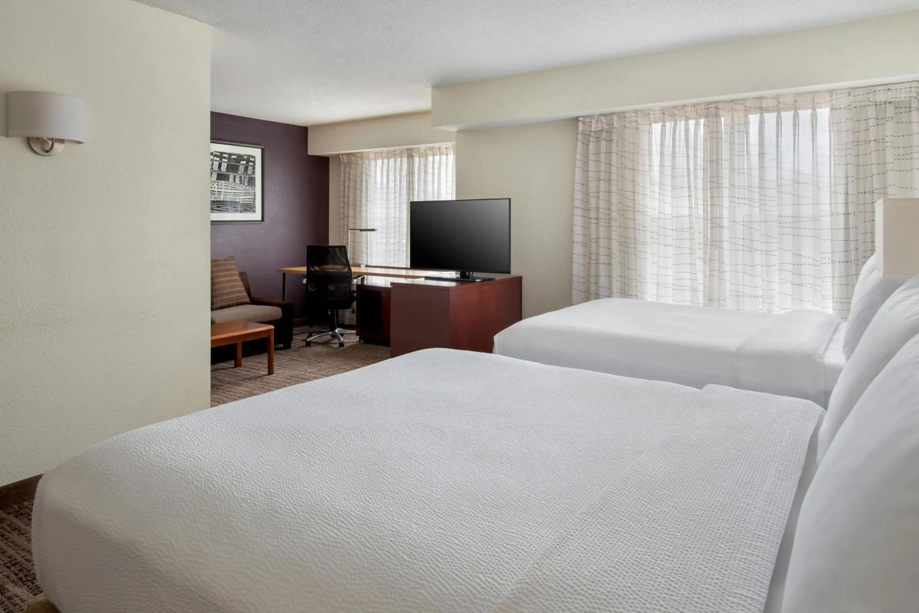 Photo of the whole room, Bed in Residence Inn Cranbury South Brunswick