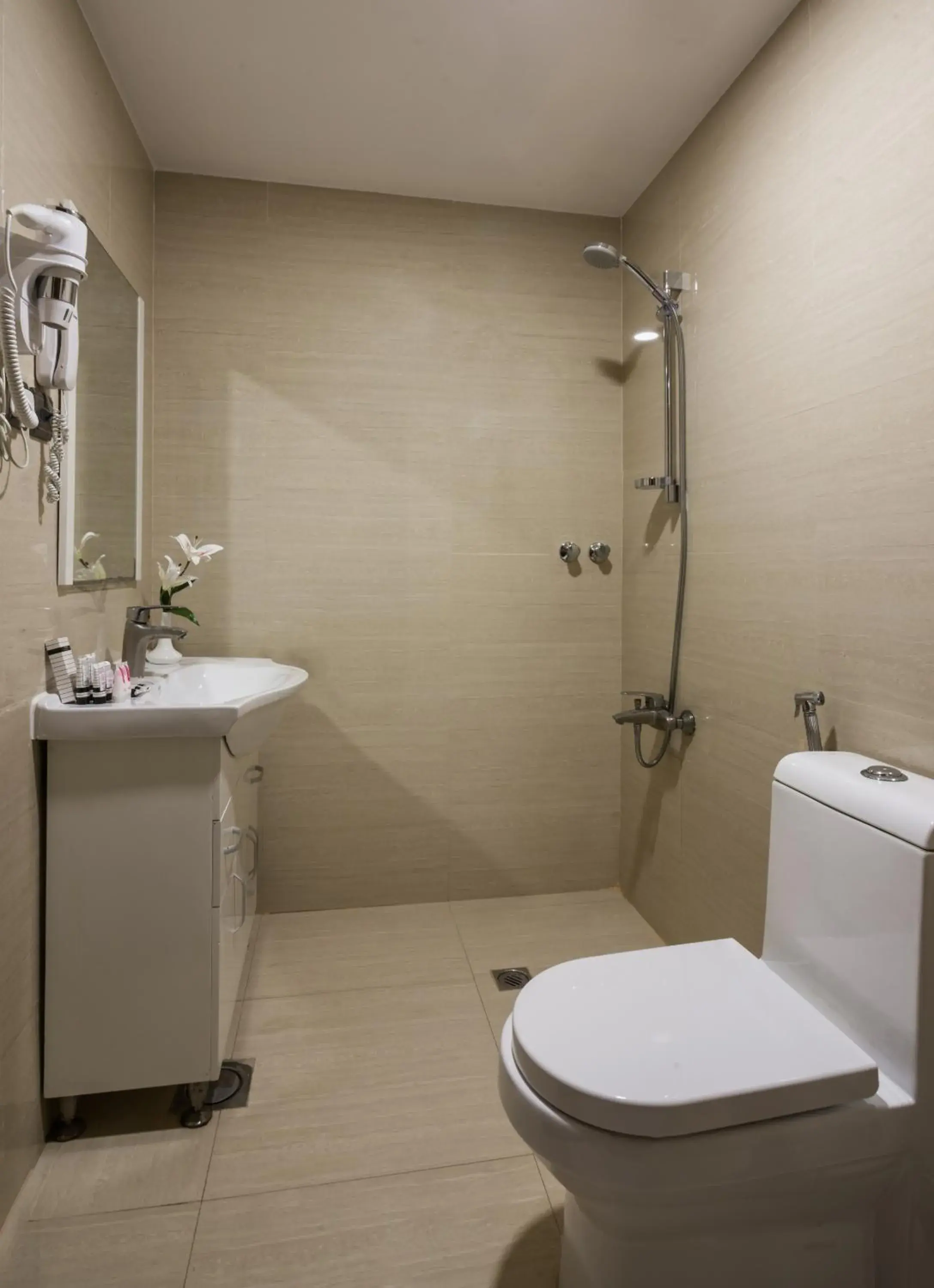 Bathroom in Naviti Warwick Al Khobar Bathroom in Naviti Warwick Al Khobar