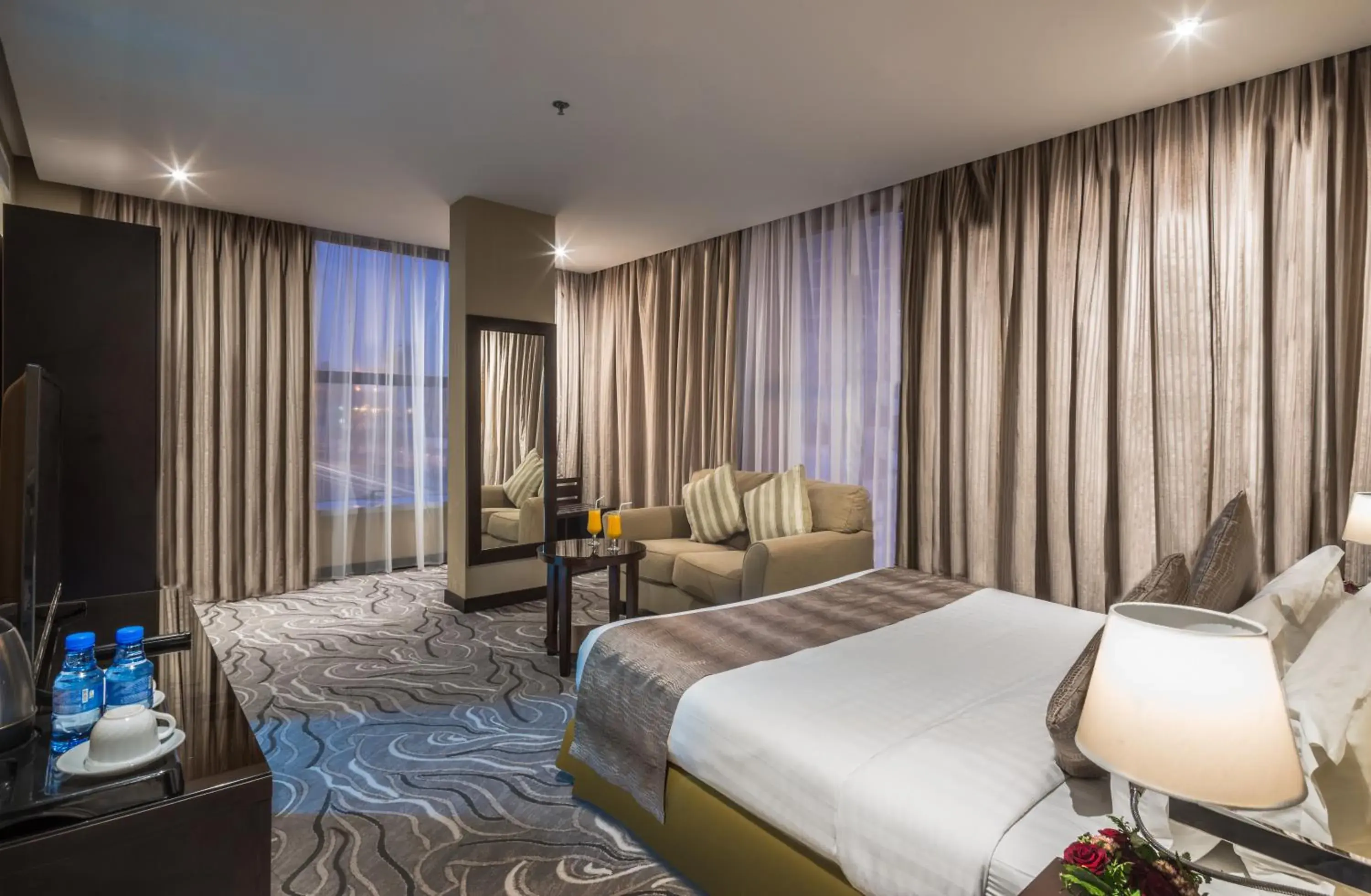 Photo of the whole room, Bed in Naviti Warwick Al Khobar Photo of the whole room, Bed in Naviti Warwick Al Khobar