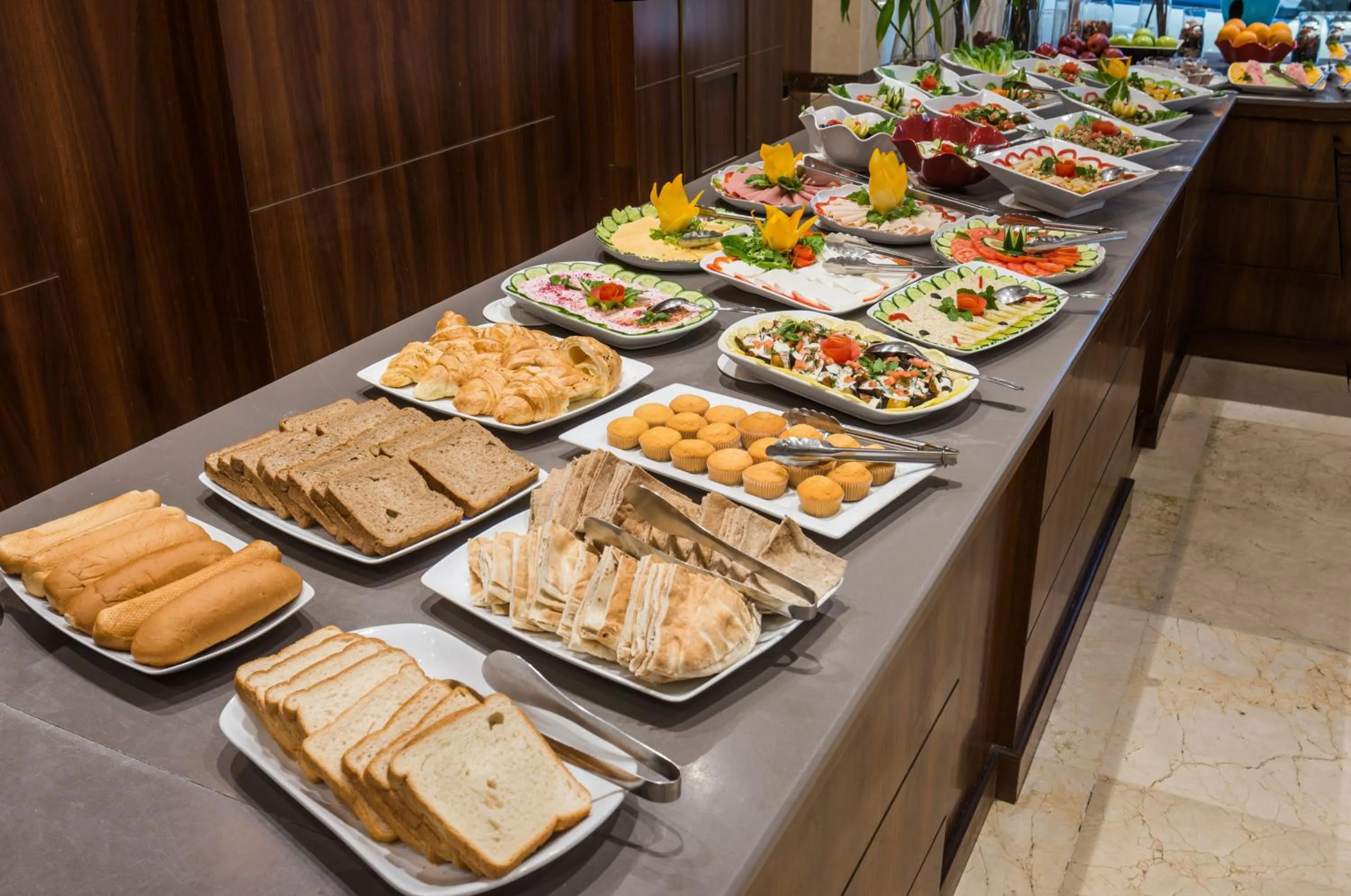 Buffet breakfast in Naviti Warwick Al Khobar
