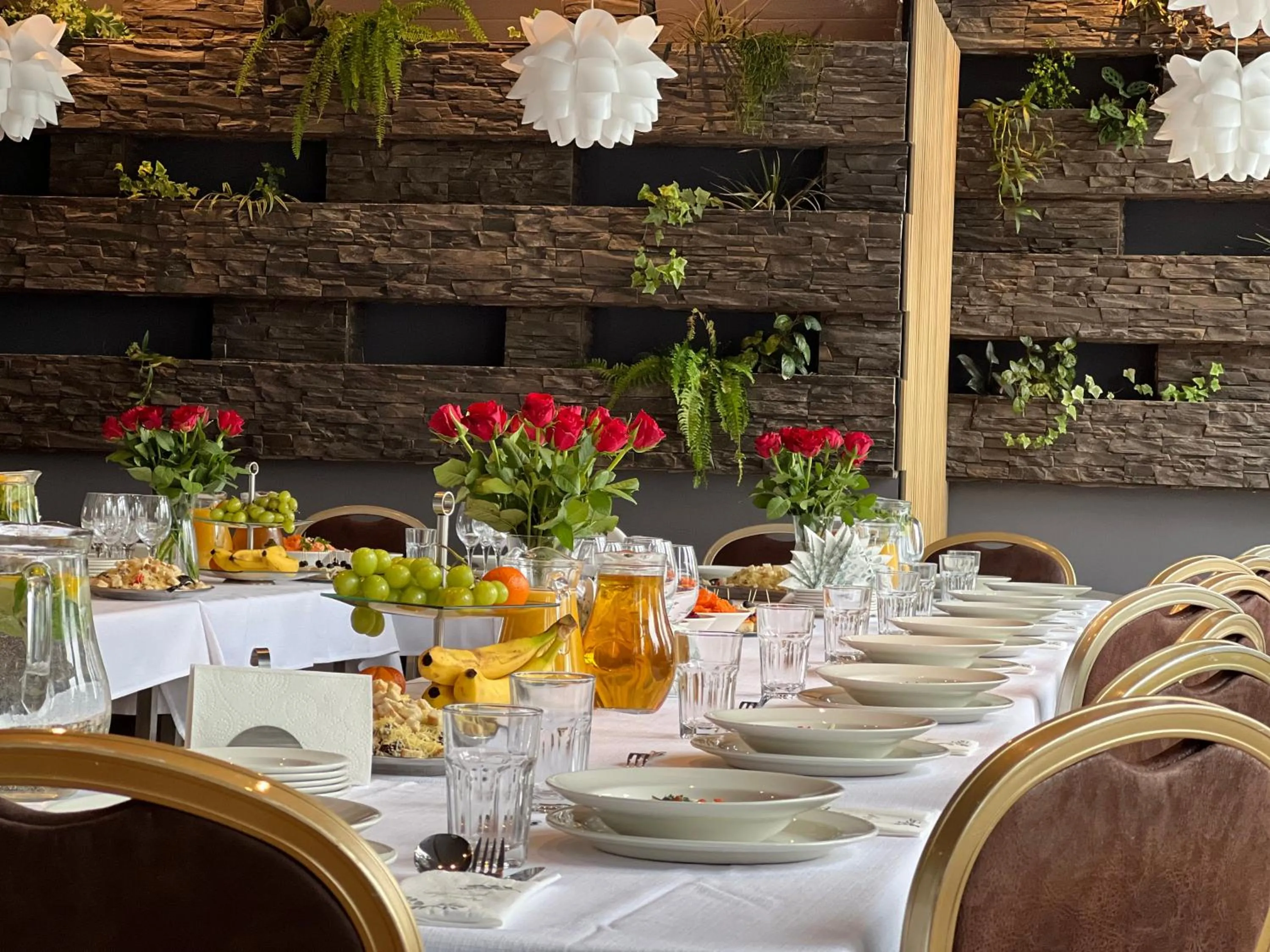 Restaurant/places to eat in Płonia Resort