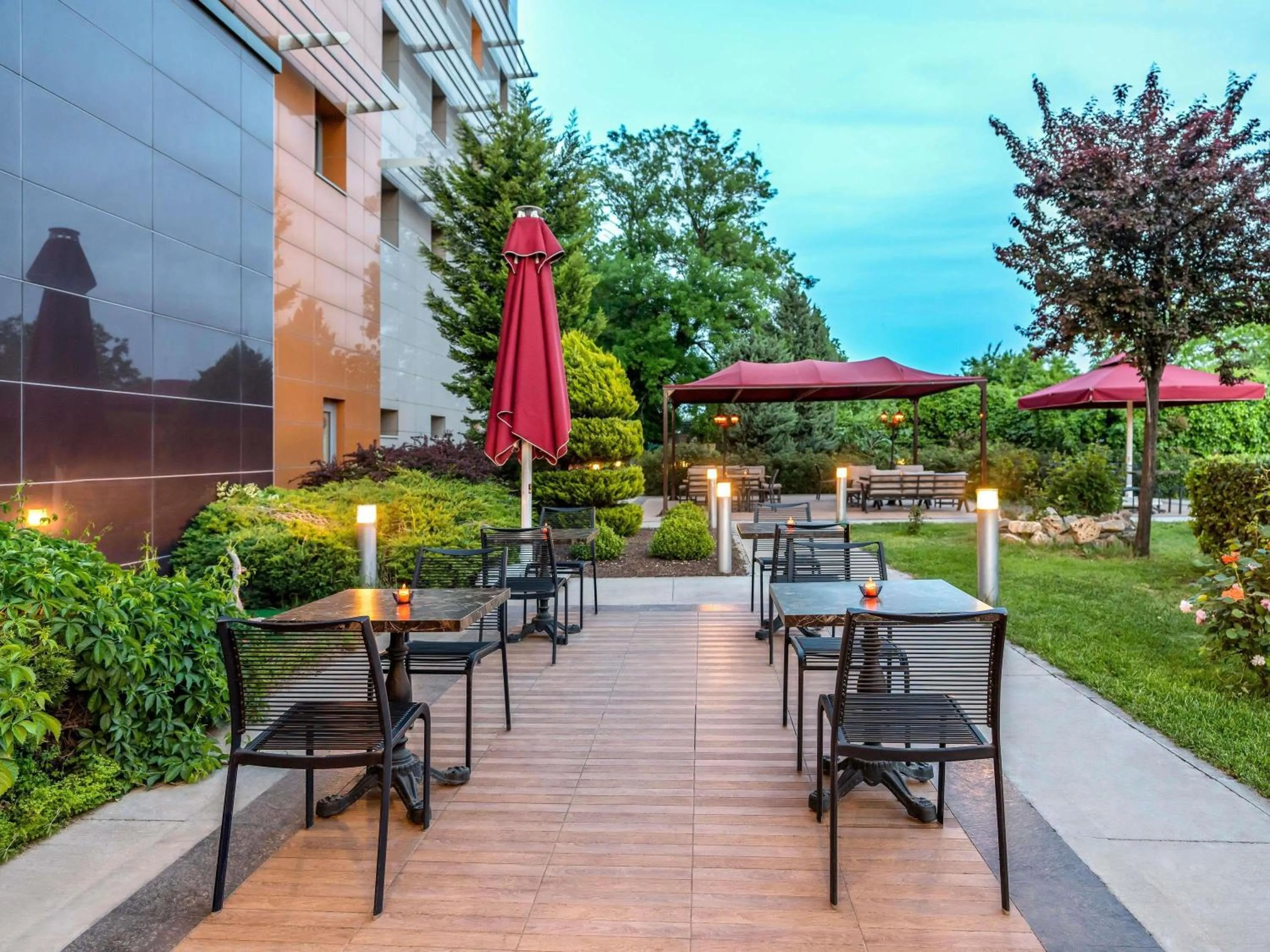 Restaurant/places to eat in Ibis Bursa