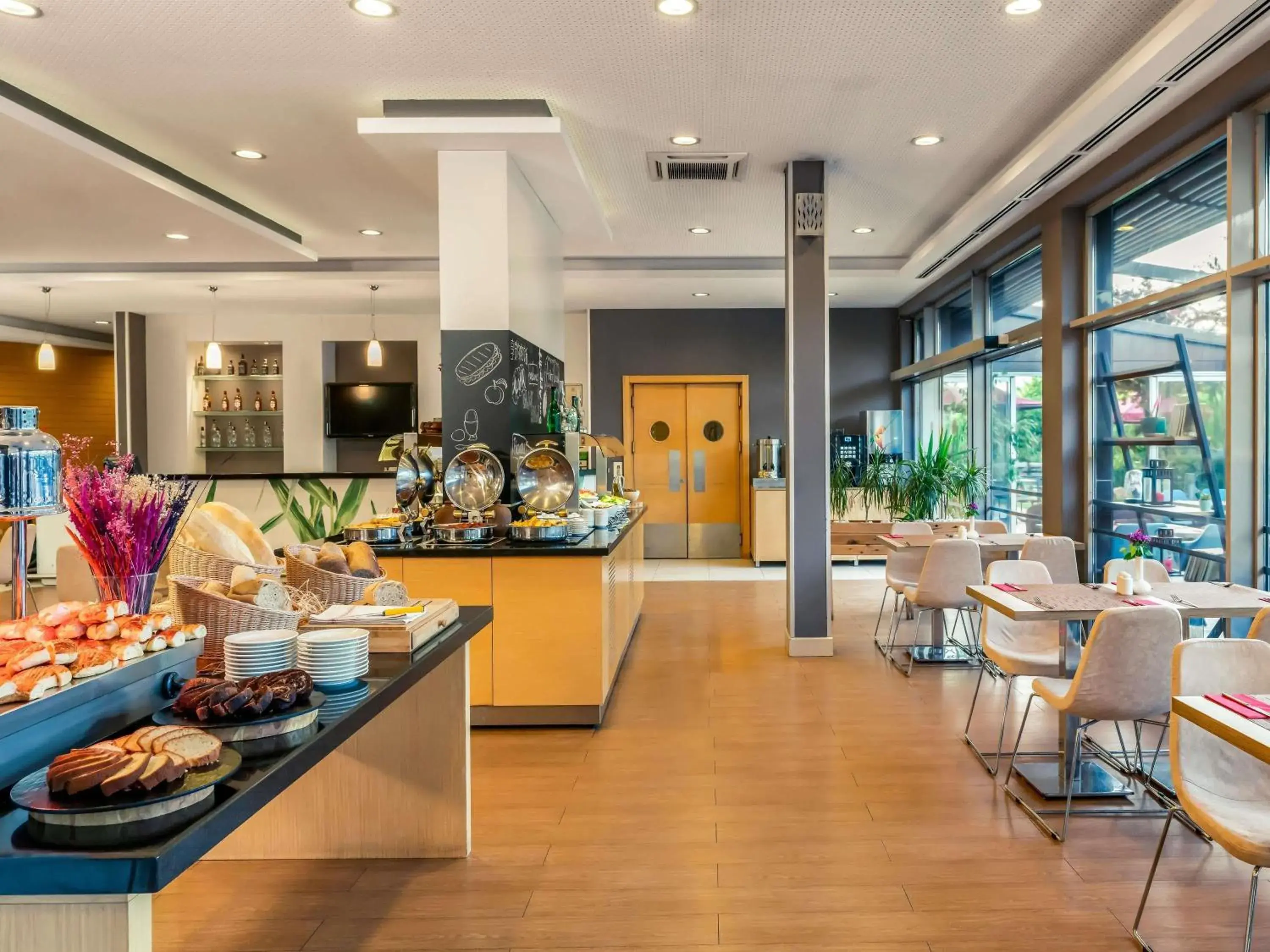 Property building in Ibis Bursa Property building in Ibis Bursa