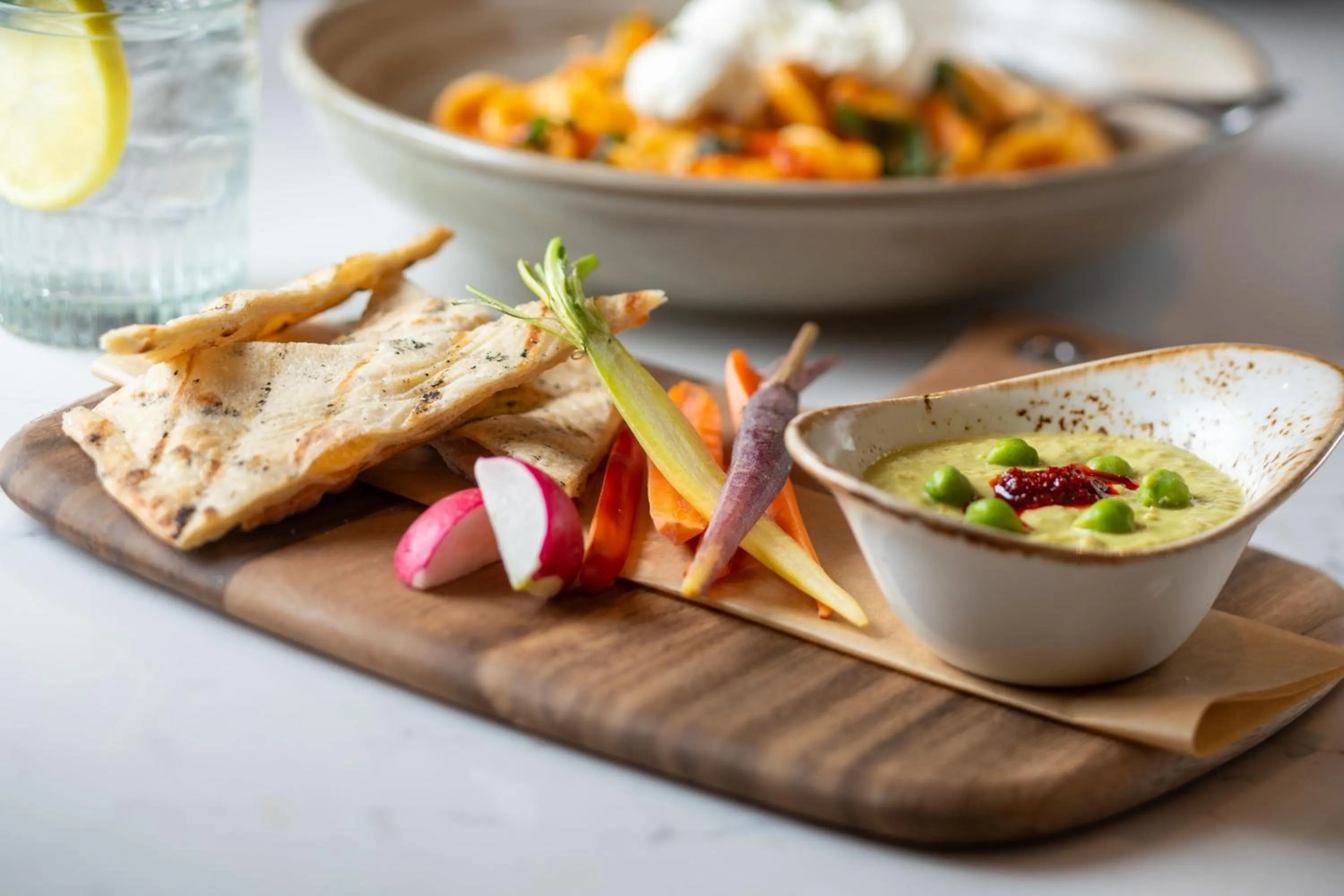 Restaurant/places to eat in Falls Church Marriott Fairview Park