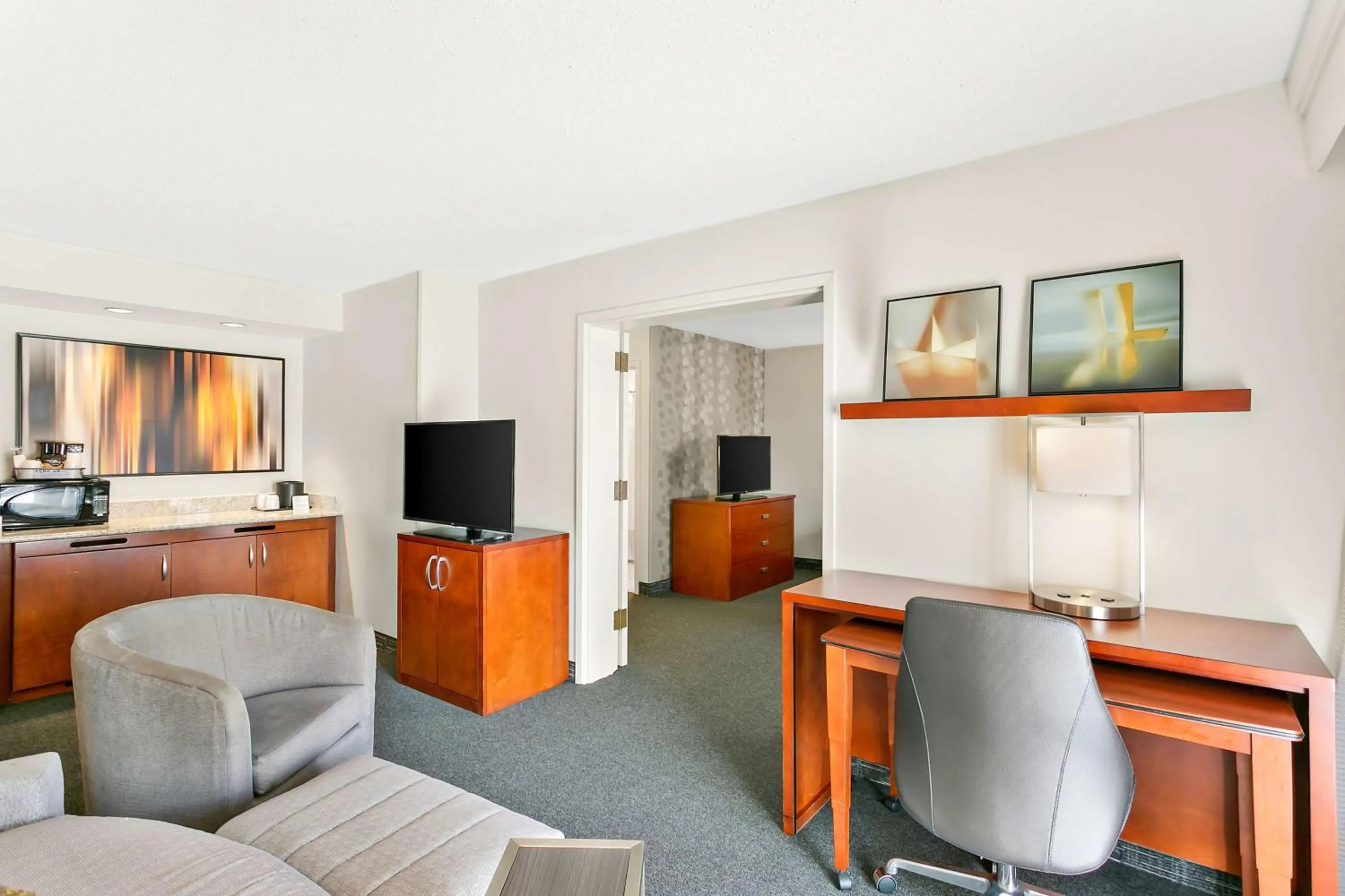 Bedroom in Sonesta Select Greenbelt College Park