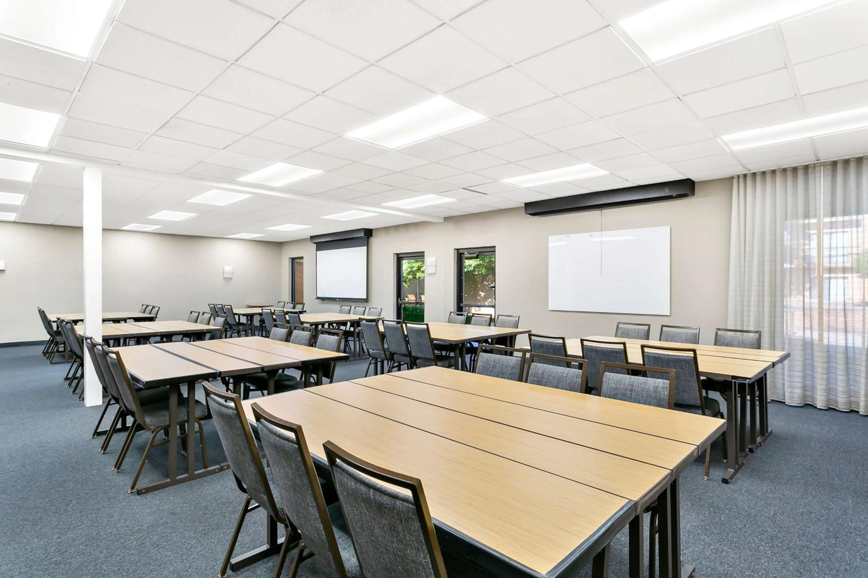 Meeting/conference room in Sonesta Select Greenbelt College Park