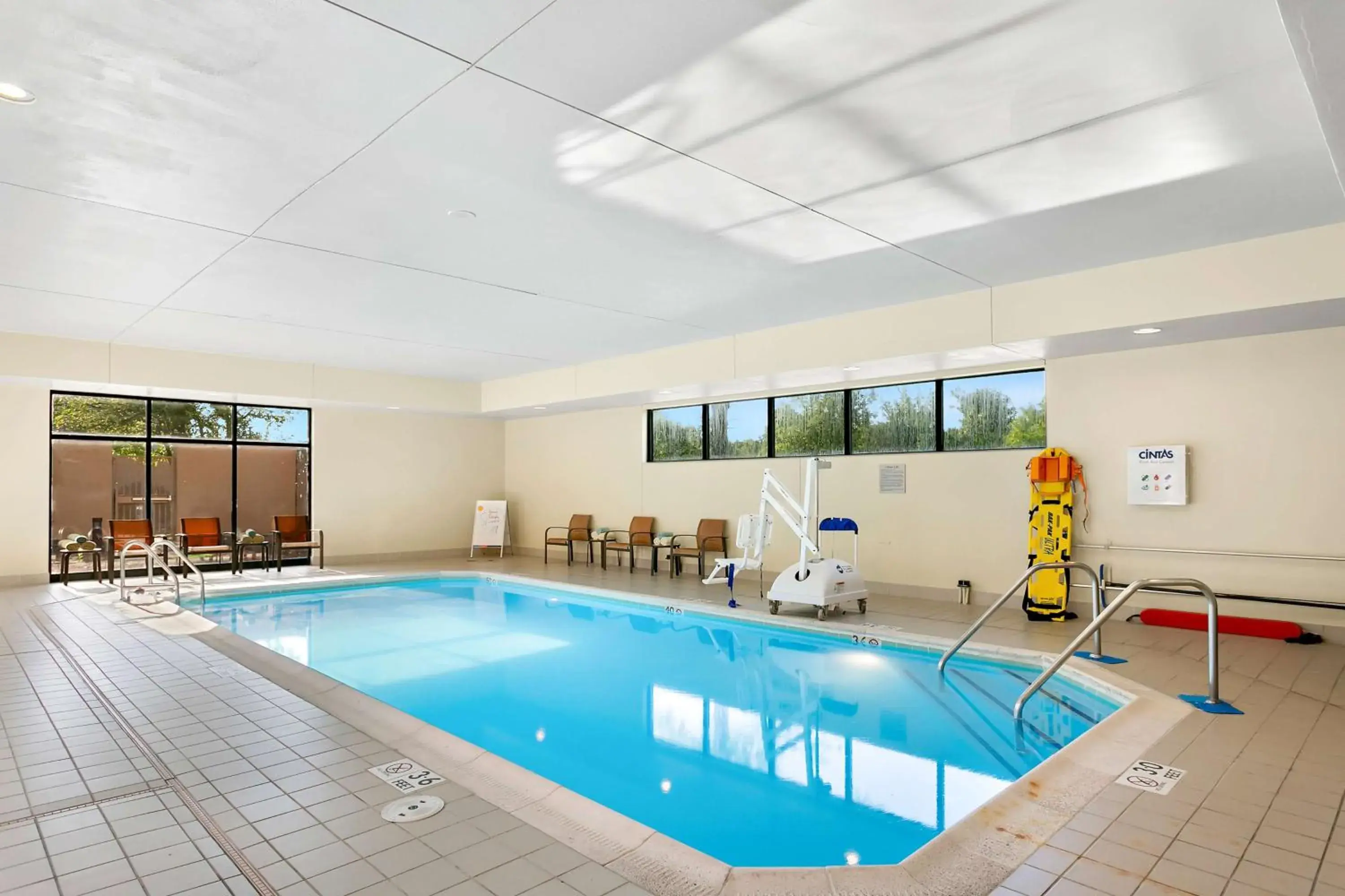 Pool view in Sonesta Select Greenbelt College Park Pool view in Sonesta Select Greenbelt College Park