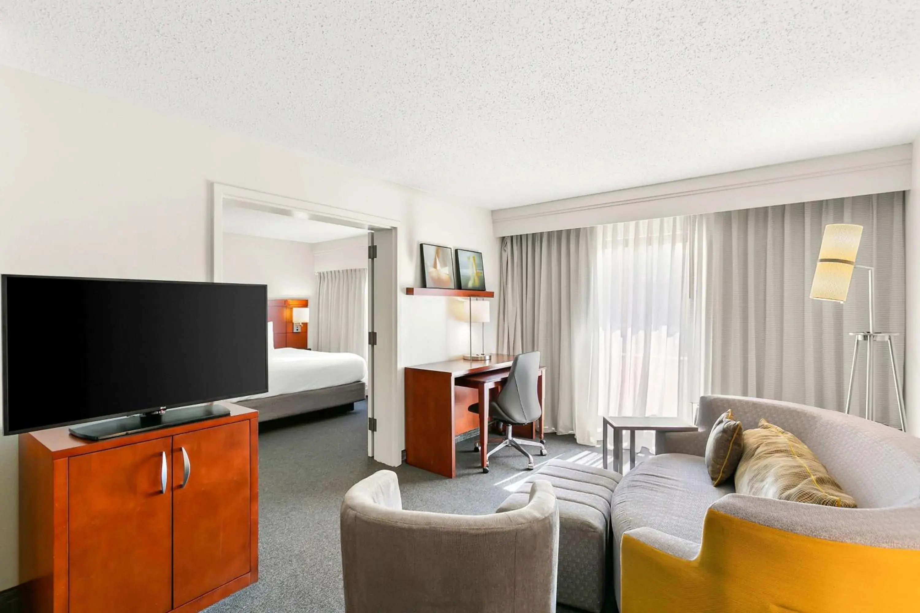 Bedroom, Bed in Sonesta Select Greenbelt College Park Bedroom, Bed in Sonesta Select Greenbelt College Park