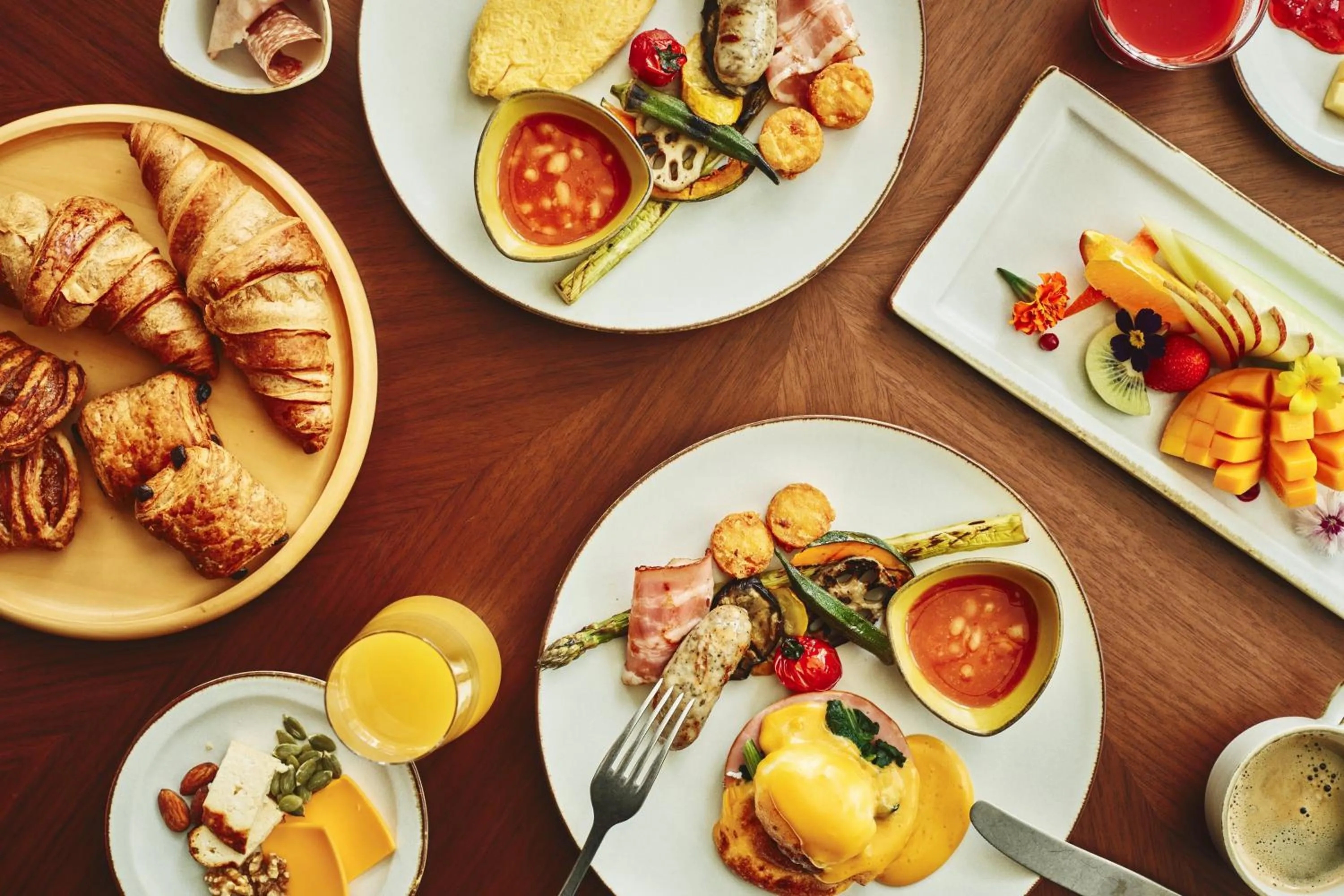 Restaurant/places to eat in Crowne Plaza College Park - Washington DC by IHG