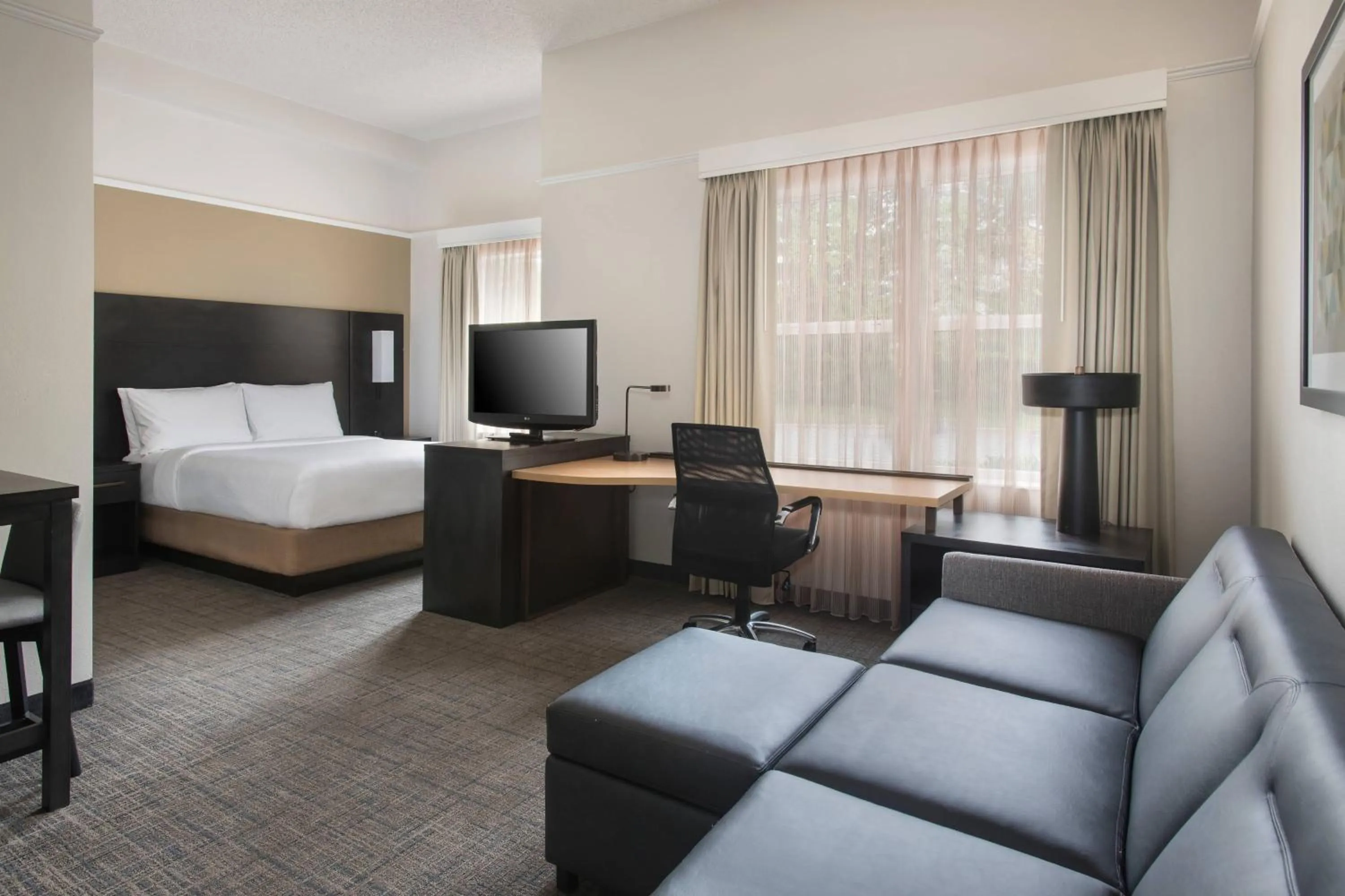 Photo of the whole room, Bed in Residence Inn Silver Spring