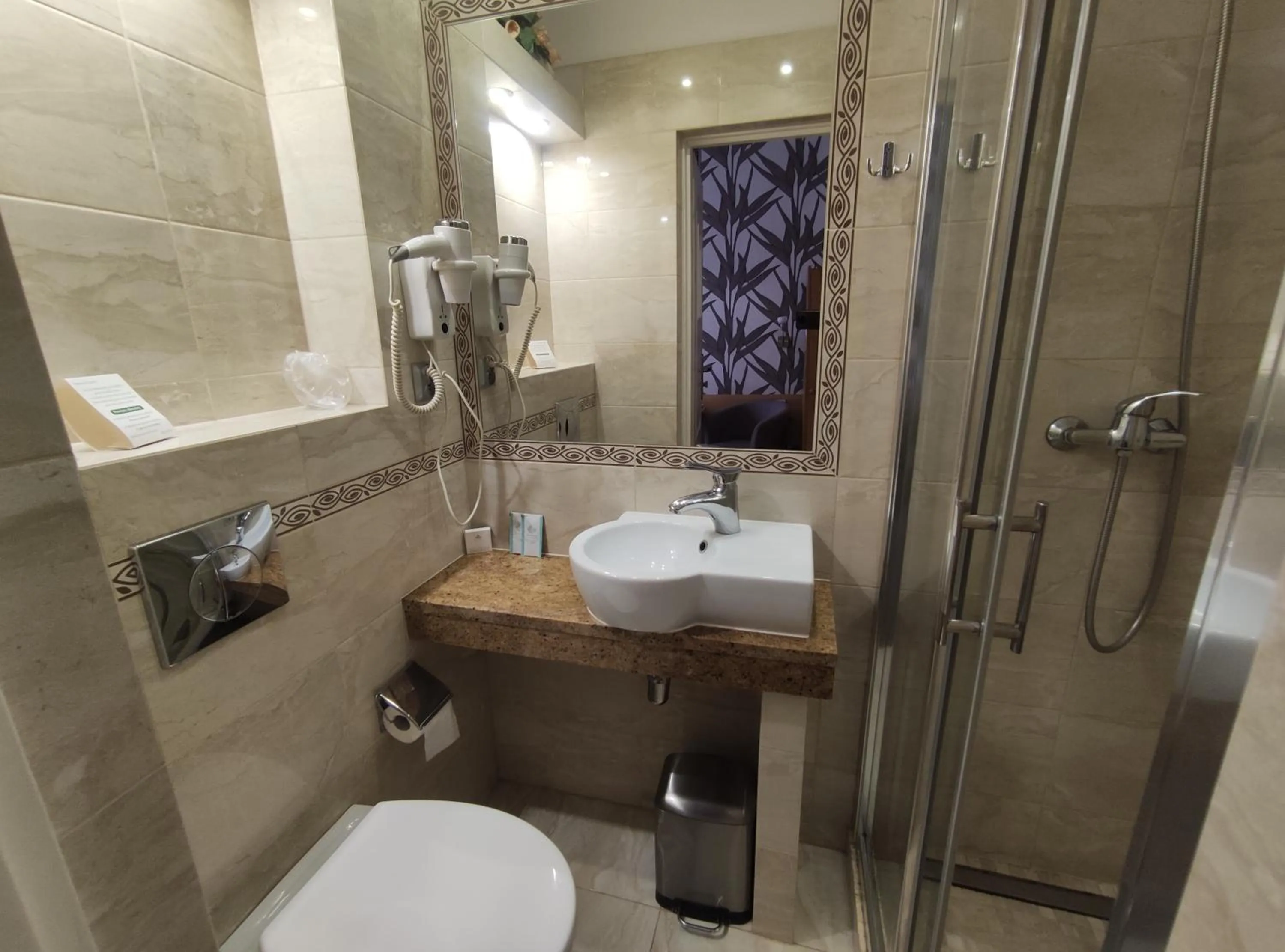 Bathroom in Hotel Atena