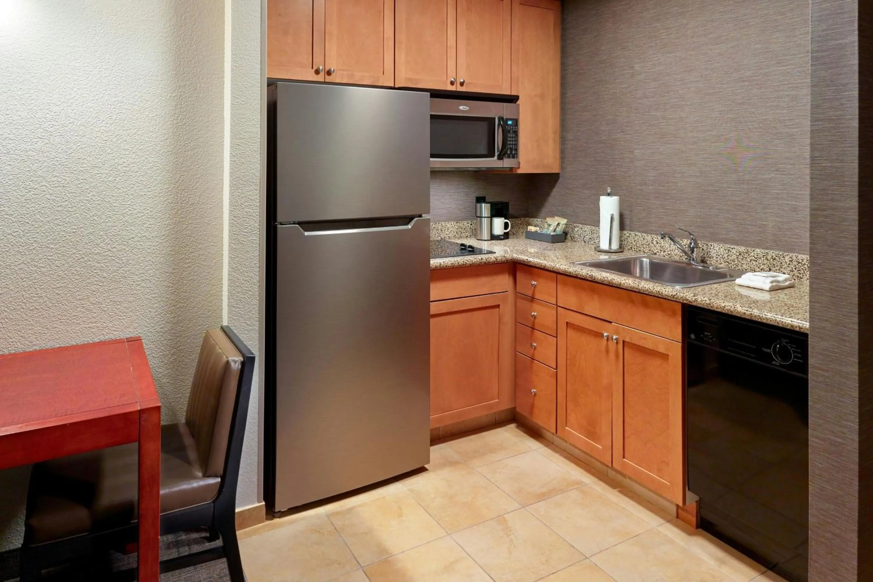 Kitchen or kitchenette in Residence Inn by Marriott National Harbor Washington, D.C. Area