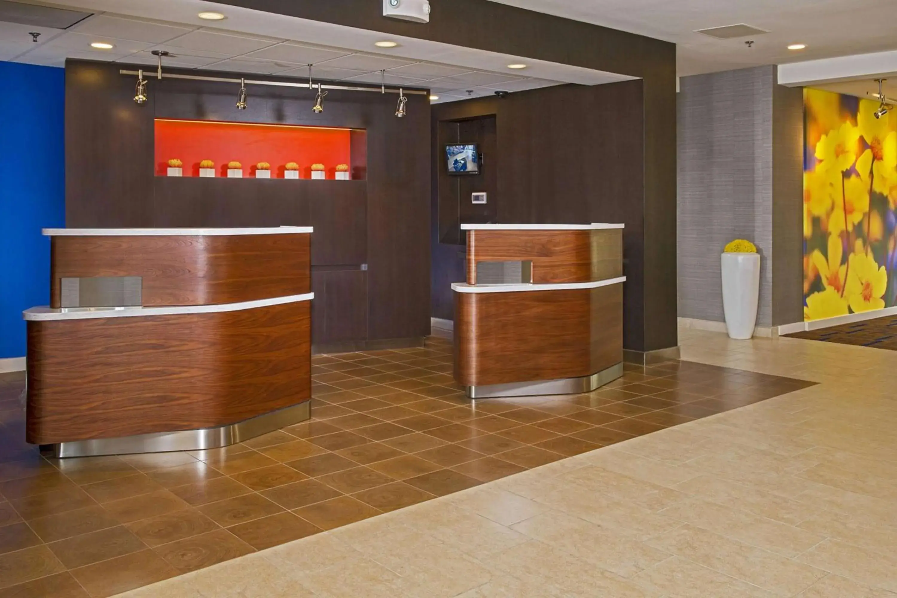 Lobby or reception in Sonesta Select Charlotte University Research Park Lobby or reception in Sonesta Select Charlotte University Research Park