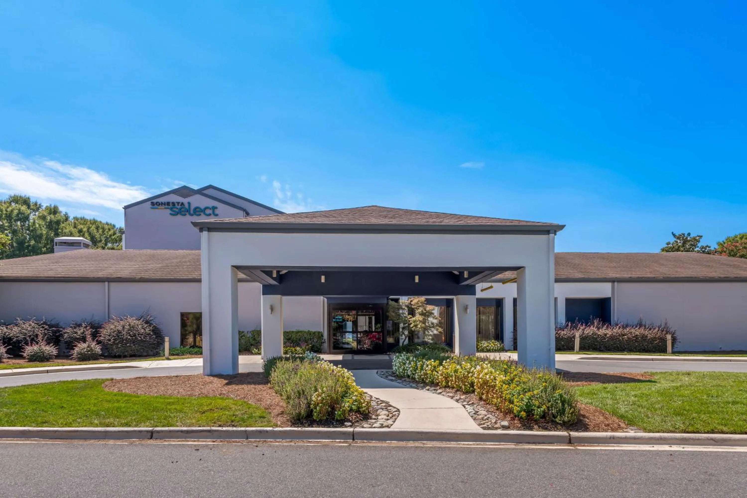 Property building in Sonesta Select Charlotte University Research Park