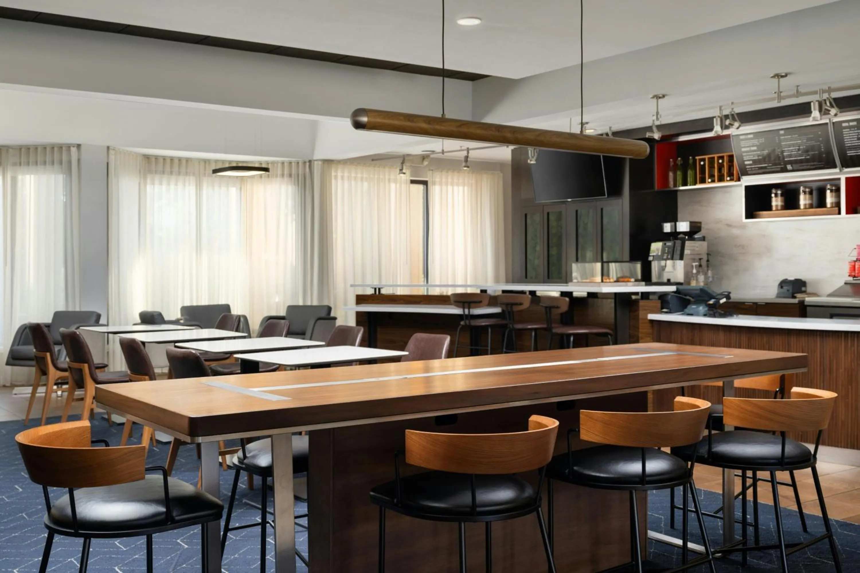 Restaurant/places to eat in Courtyard Birmingham Hoover