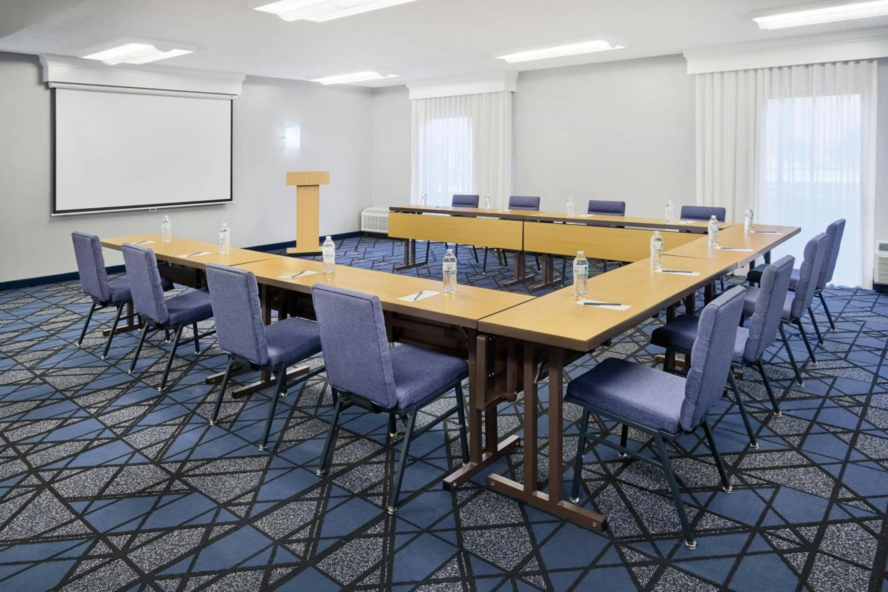Meeting/conference room in Courtyard Birmingham Hoover