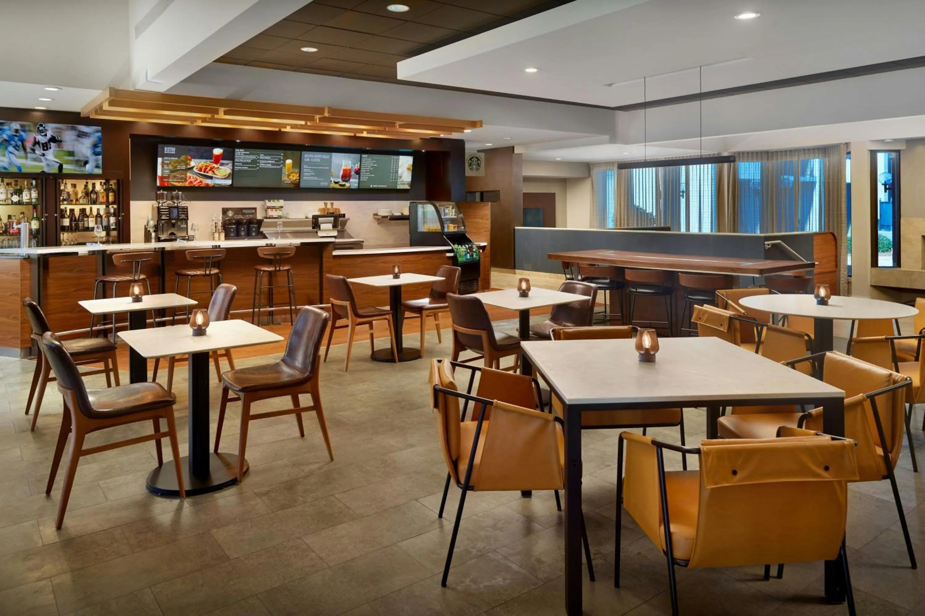 Restaurant/places to eat in Courtyard by Marriott Birmingham Homewood