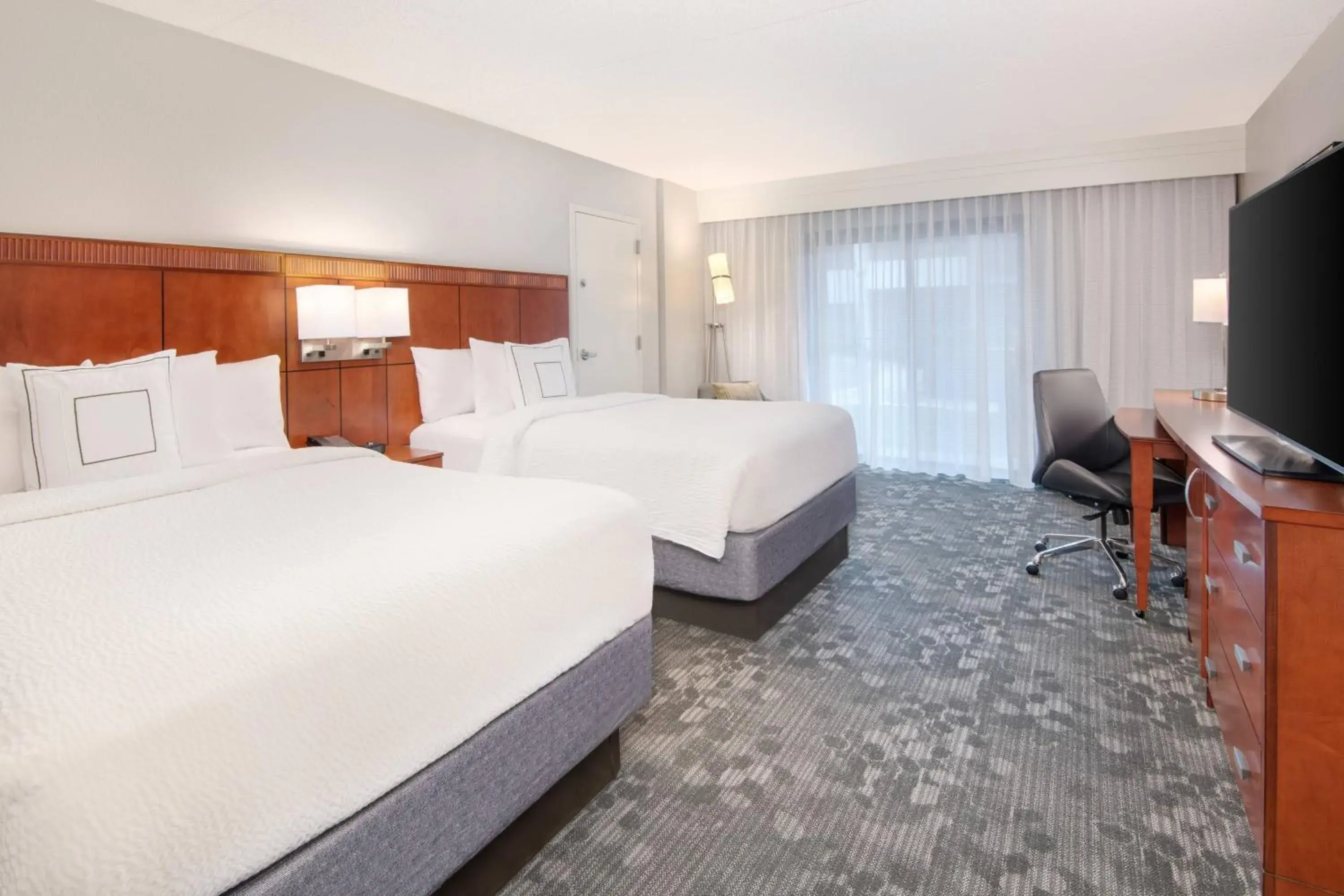 Double Room with Two Double Beds in Courtyard by Marriott Birmingham Homewood Double Room with Two Double Beds in Courtyard by Marriott Birmingham Homewood