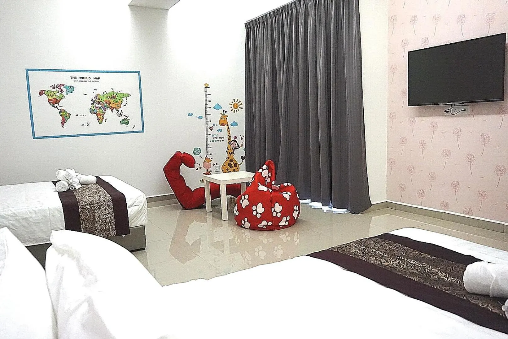 Quadruple Room with Private Bathroom in D' Cozy Inn