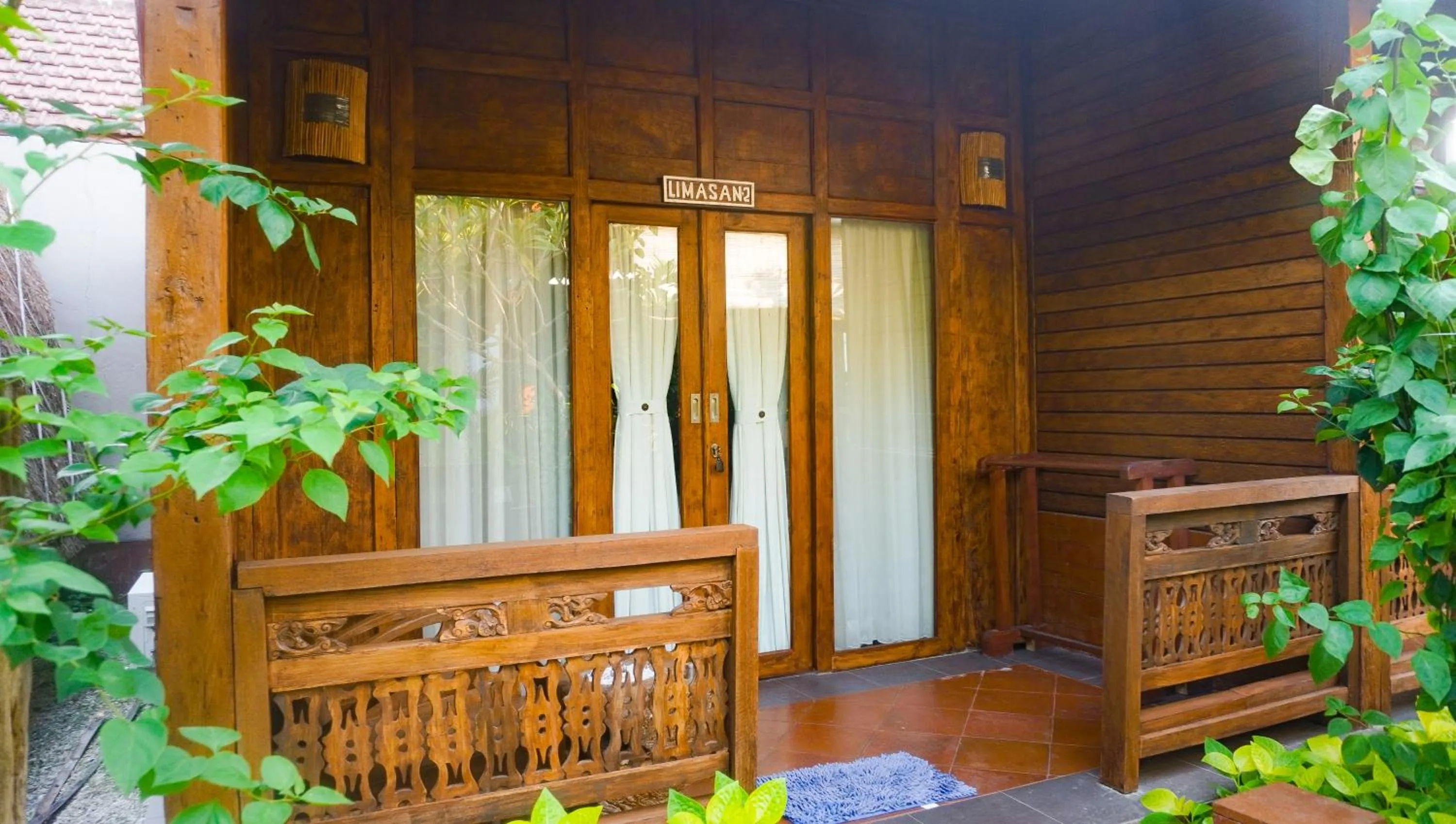 Property building in La Nusa Penida Homestay by BIJAK