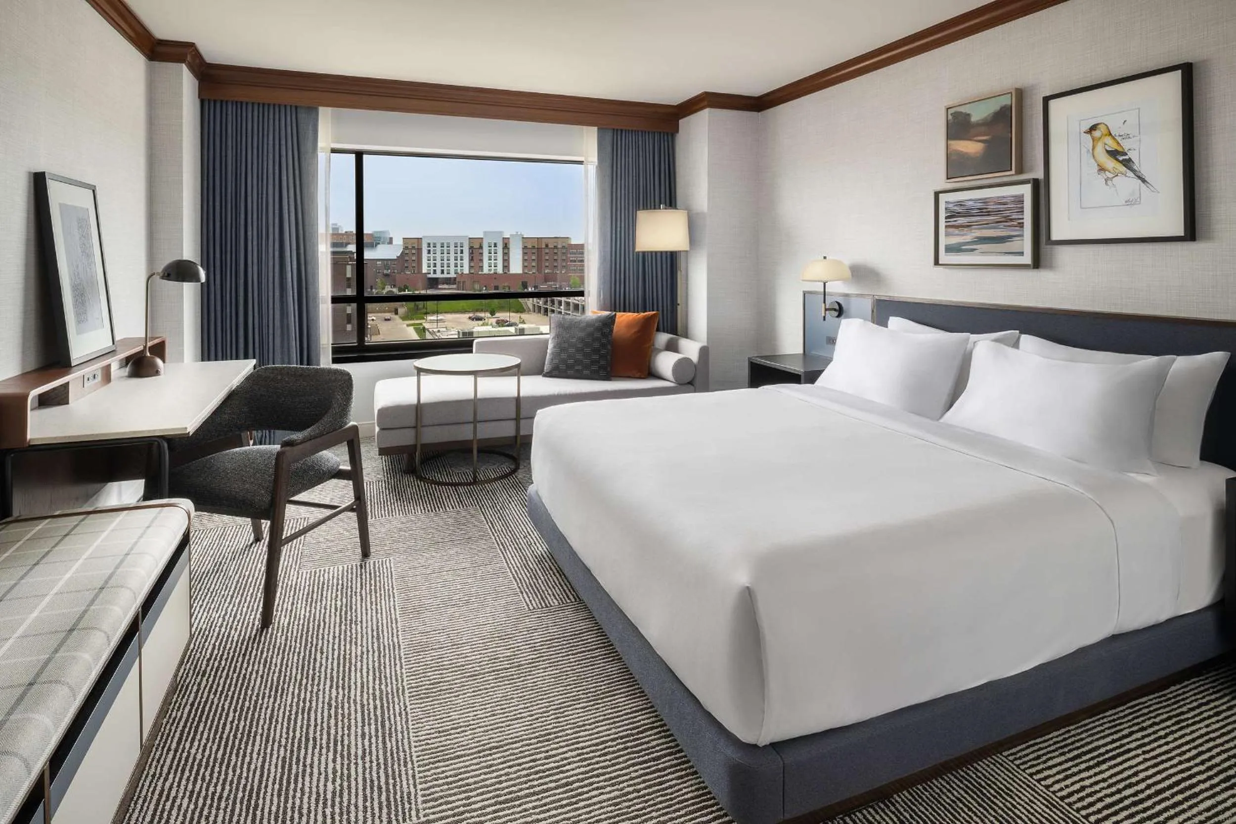 Bedroom, Bed in Hyatt Regency Coralville