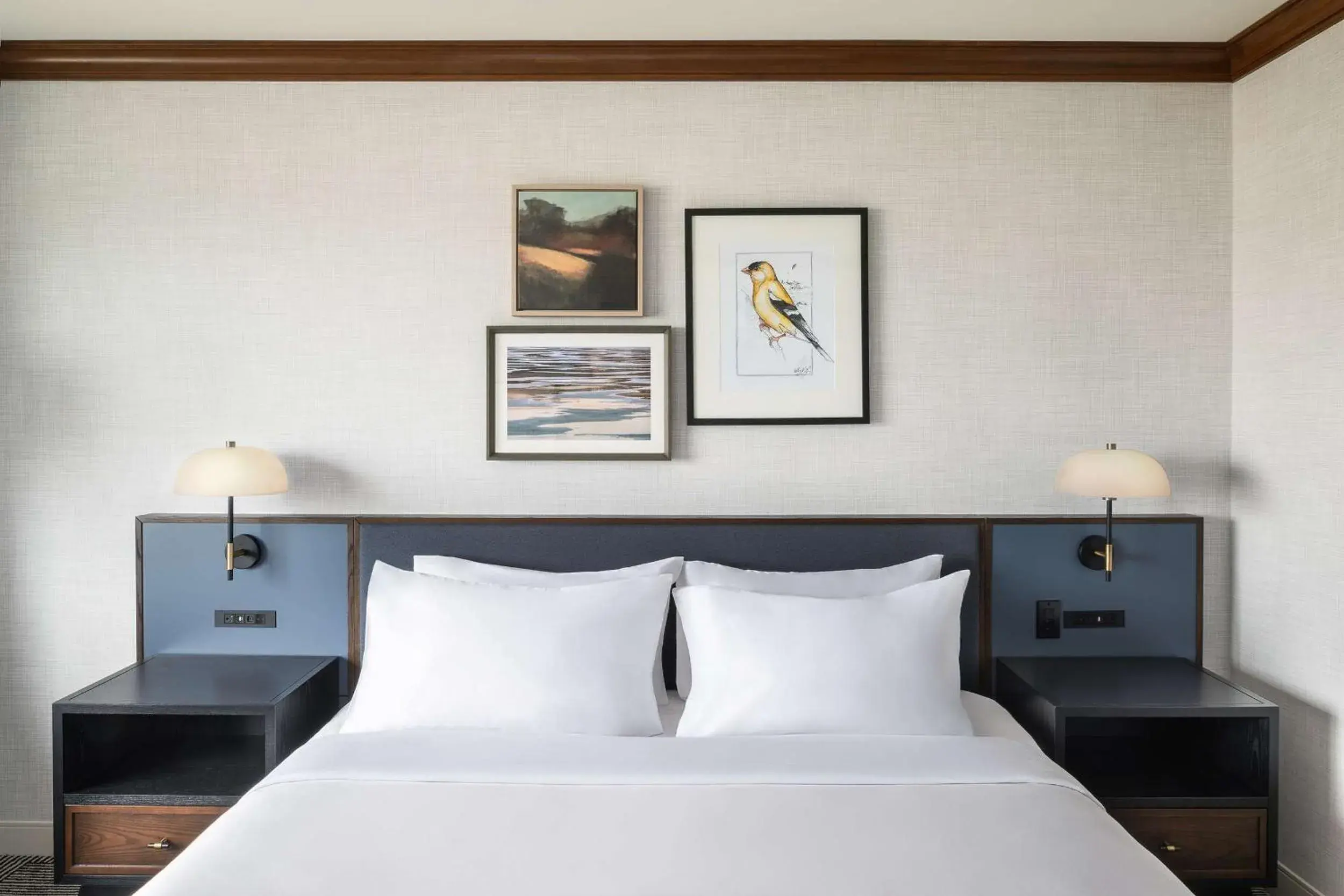 Bedroom, Bed in Hyatt Regency Coralville Bedroom, Bed in Hyatt Regency Coralville