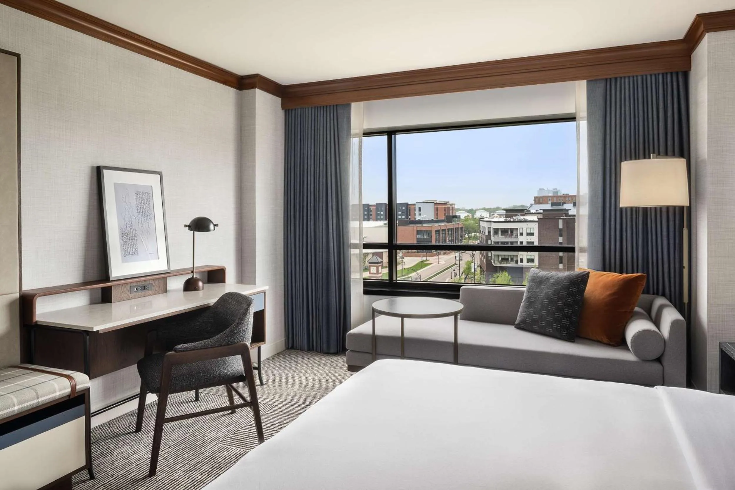 Bedroom, Bed in Hyatt Regency Coralville