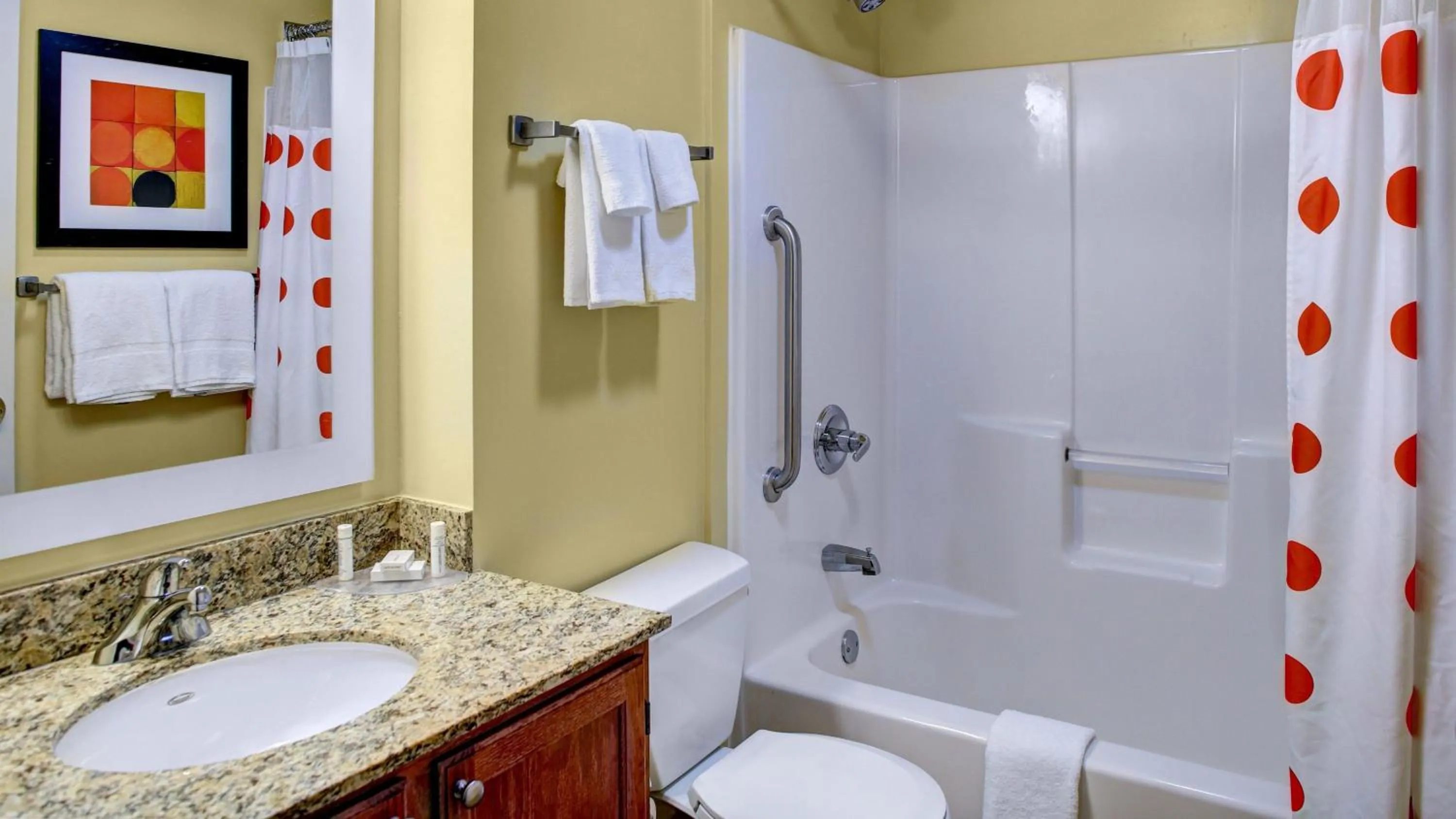 Bathroom in Towneplace Suites by Marriott Cleveland Westlake