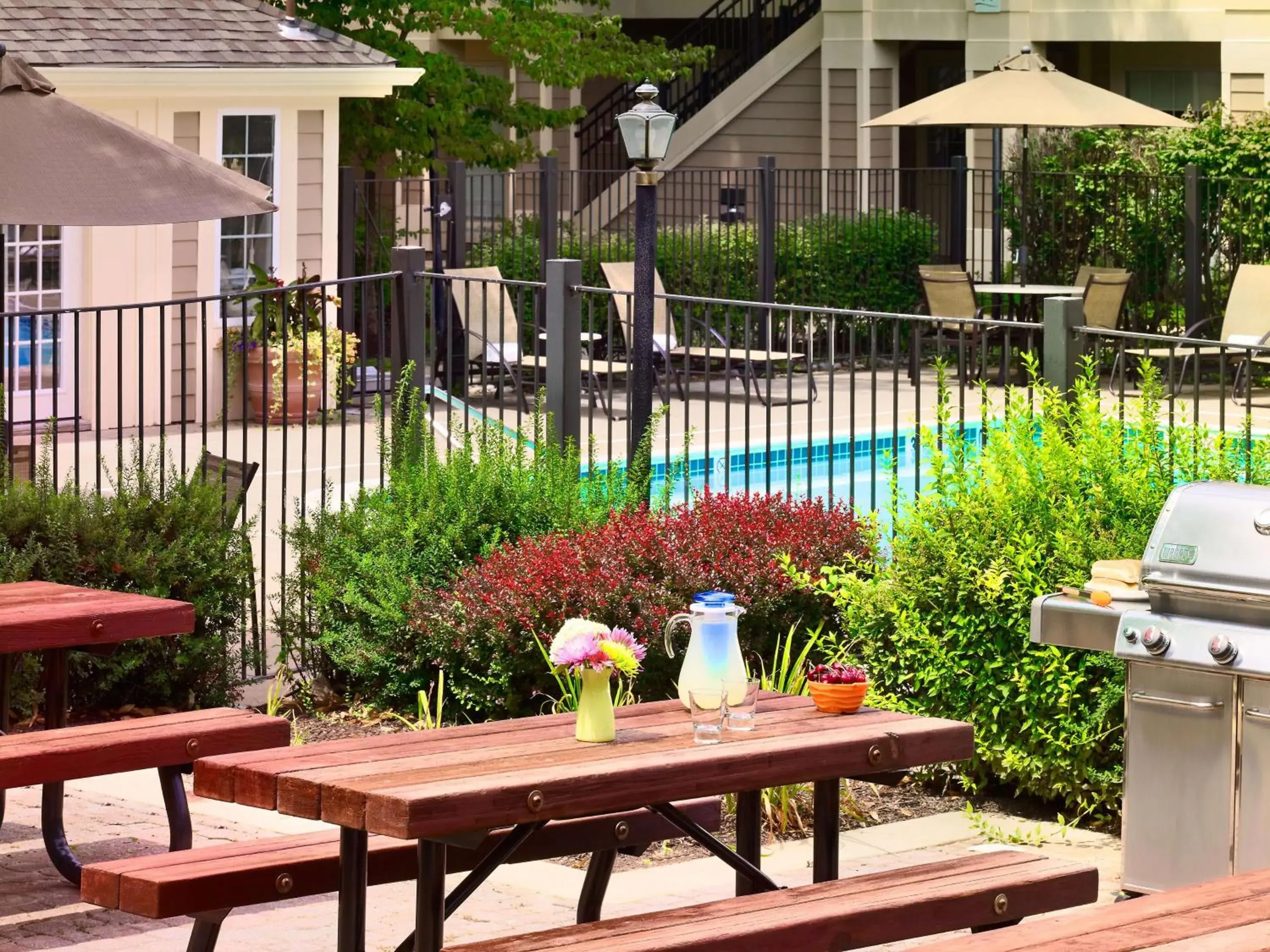 Restaurant/places to eat in Sonesta Simply Suites Dublin Columbus Restaurant/places to eat in Sonesta Simply Suites Dublin Columbus