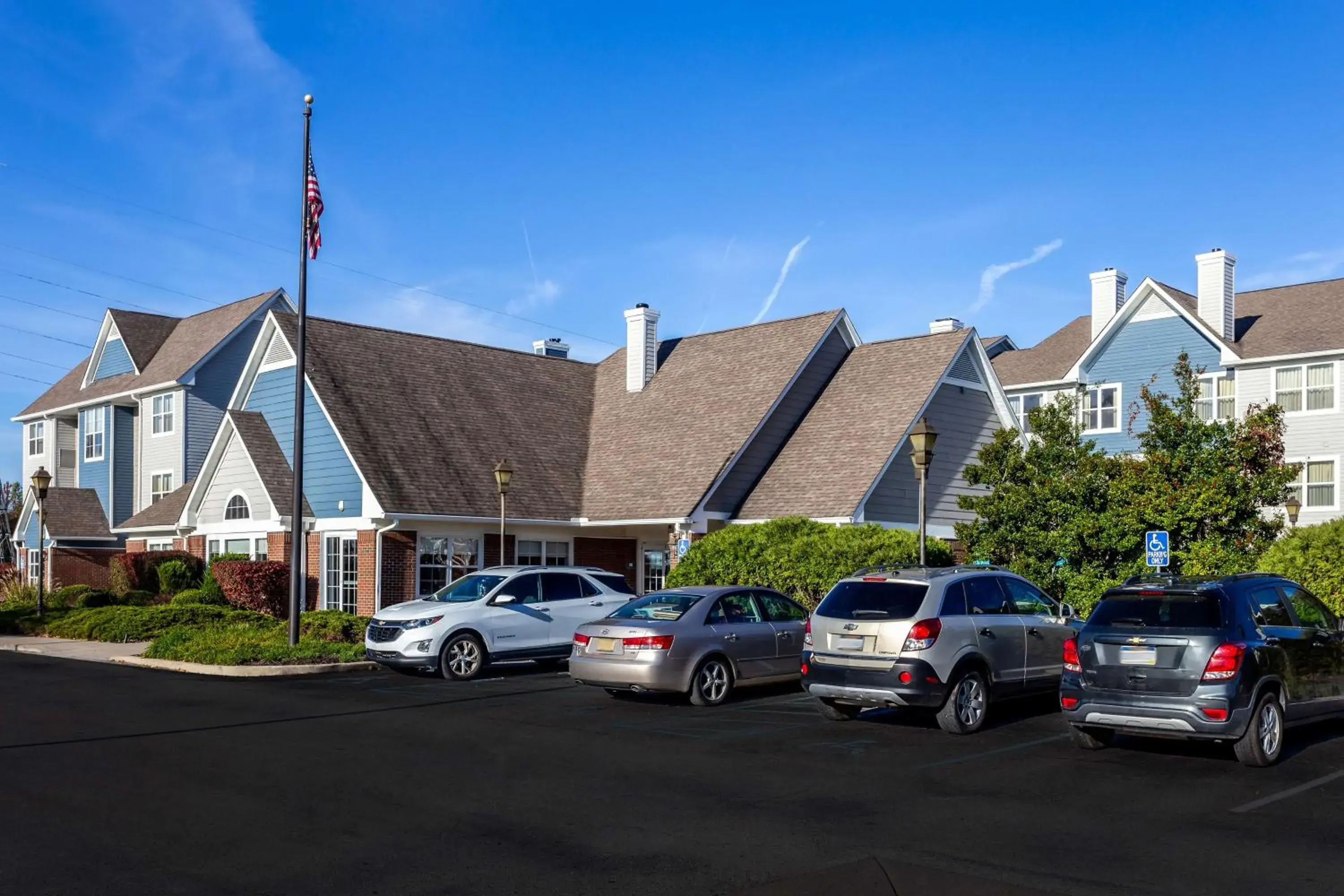 Property building in Sonesta ES Suites Charleston Property building in Sonesta ES Suites Charleston