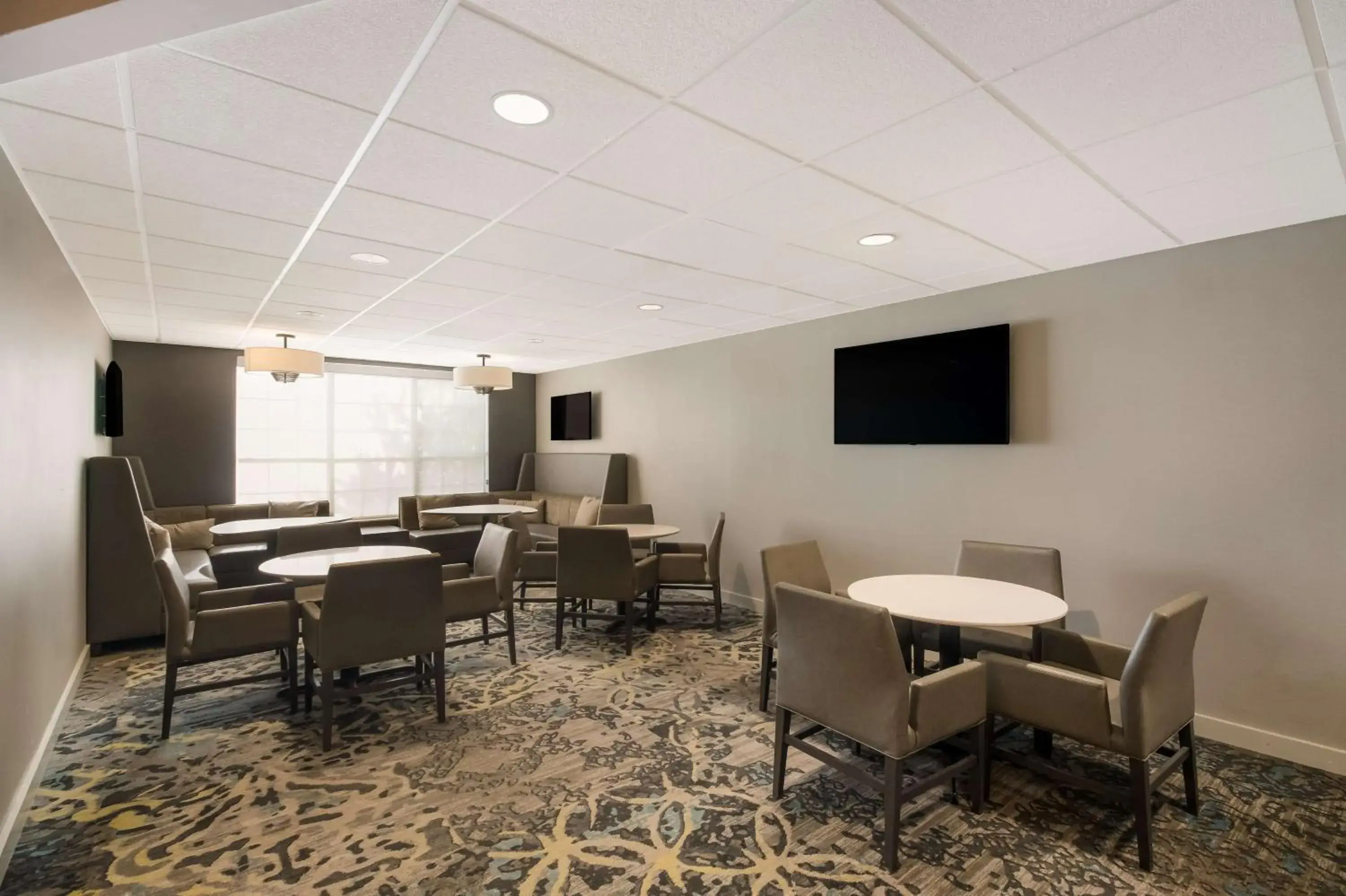 Breakfast in Sonesta ES Suites Dallas Richardson Breakfast in Sonesta ES Suites Dallas Richardson