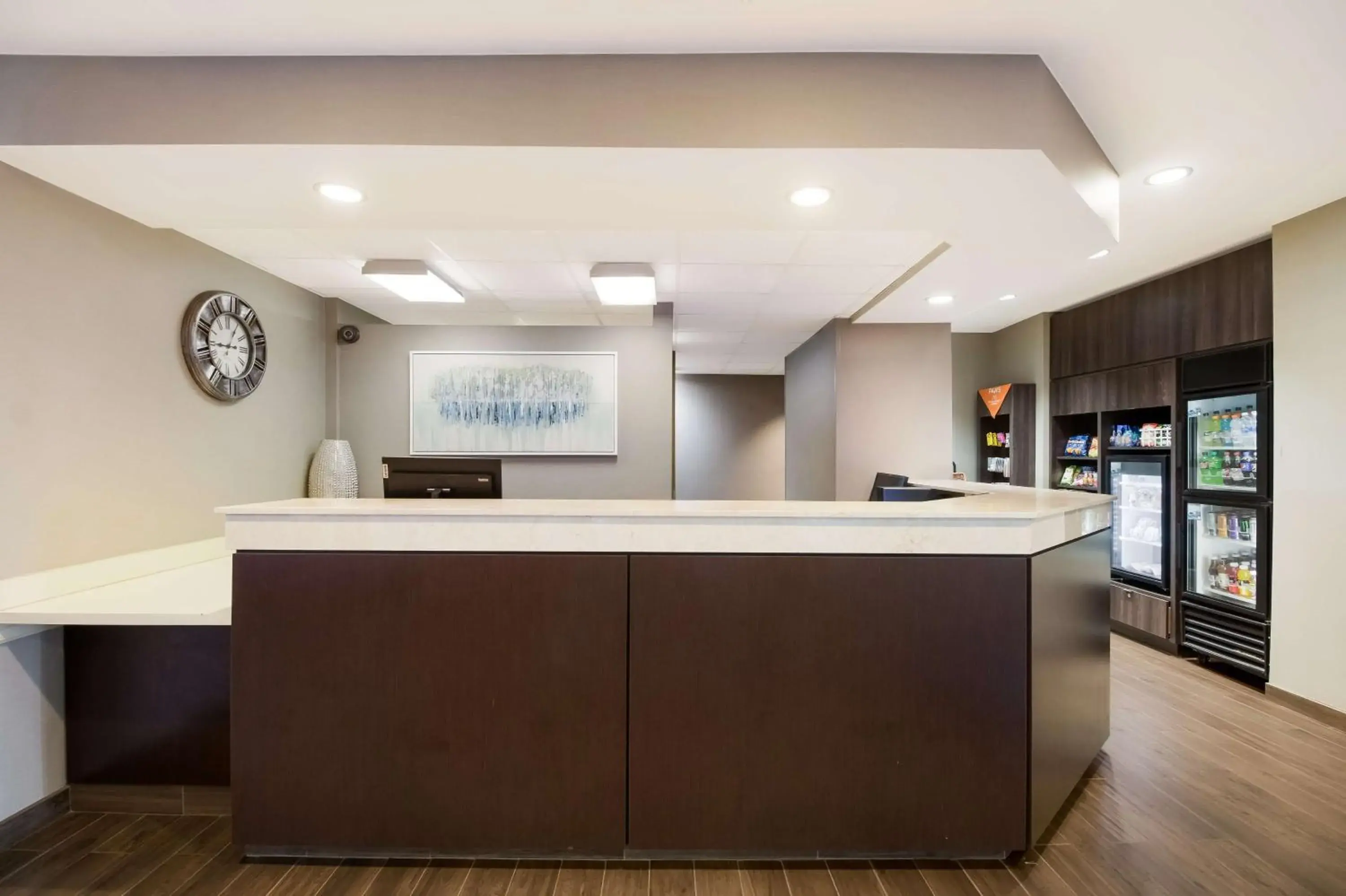 Lobby or reception in Sonesta ES Suites Dallas Richardson Lobby or reception in Sonesta ES Suites Dallas Richardson