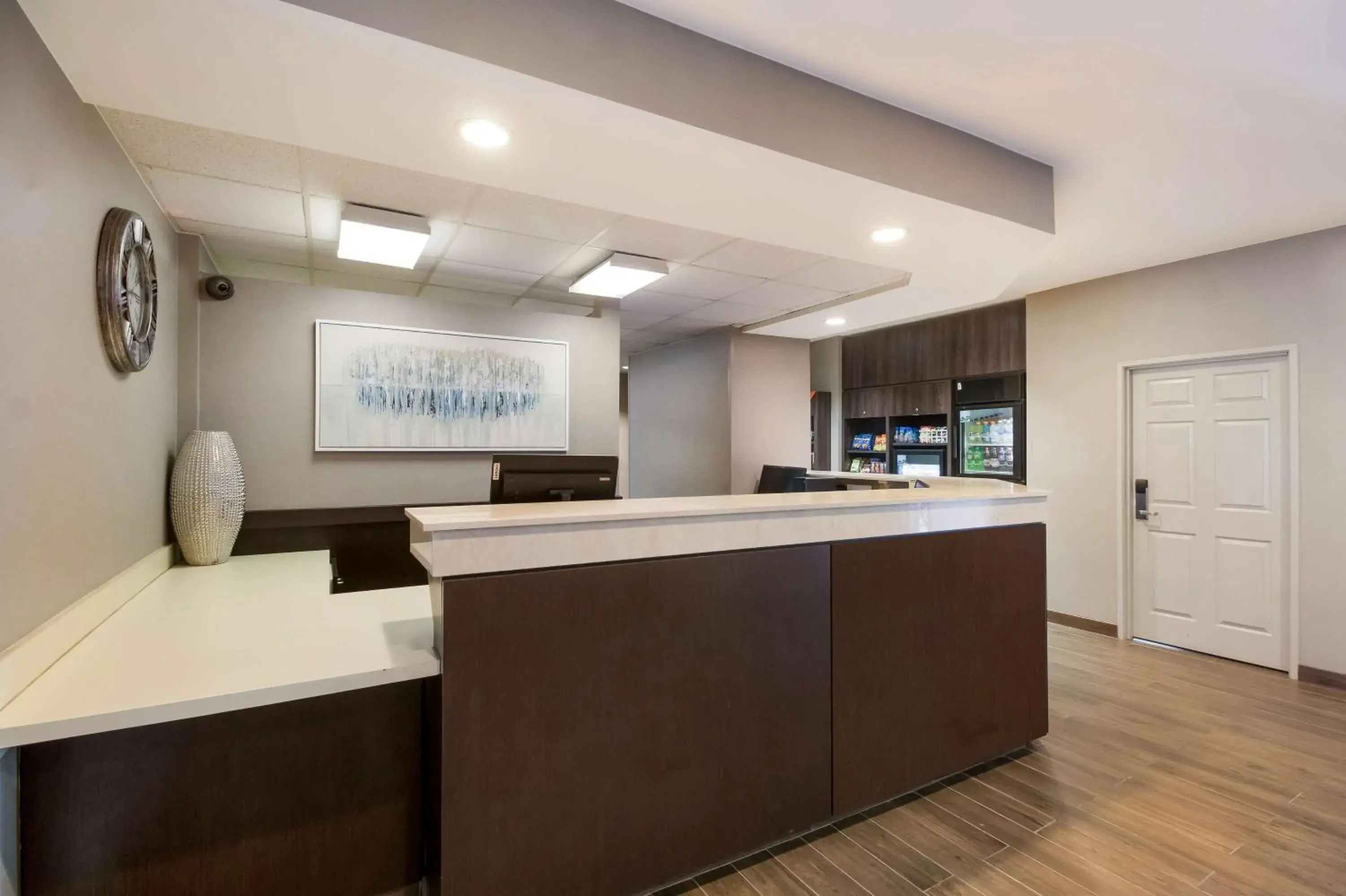 Lobby or reception in Sonesta ES Suites Dallas Richardson Lobby or reception in Sonesta ES Suites Dallas Richardson