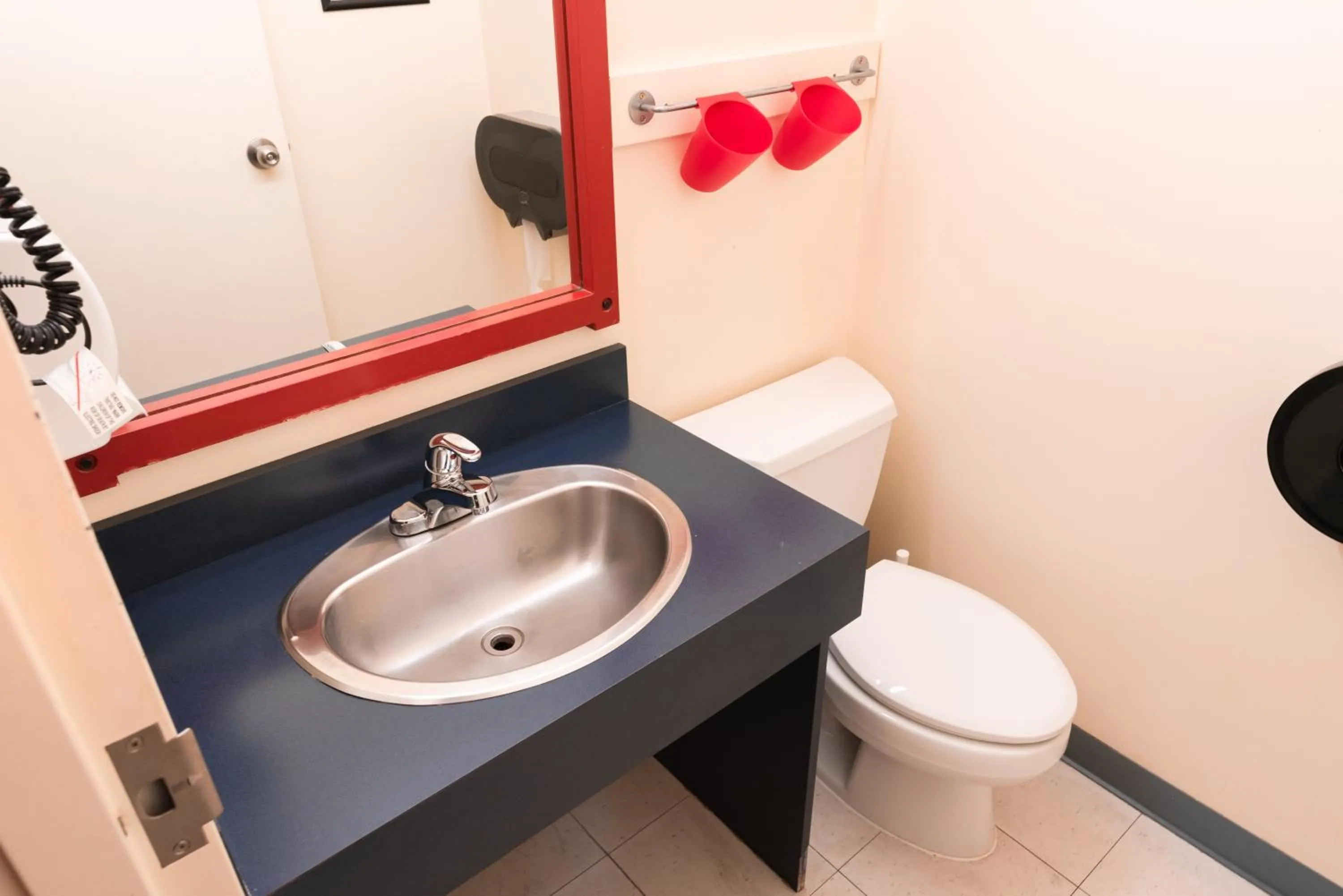 HI Banff Alpine Centre - Hostel