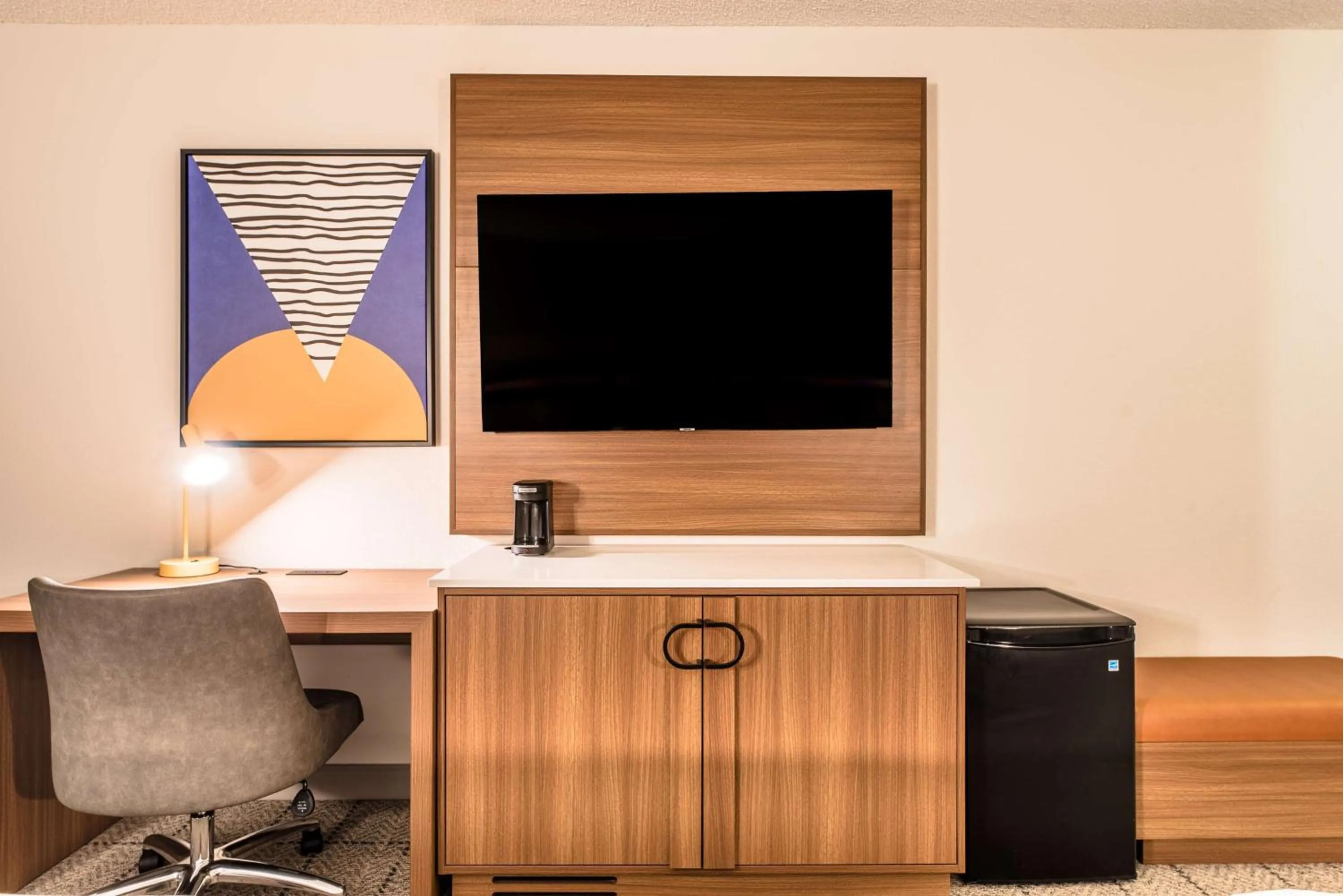 Bedroom in Sonesta Select Dallas Richardson