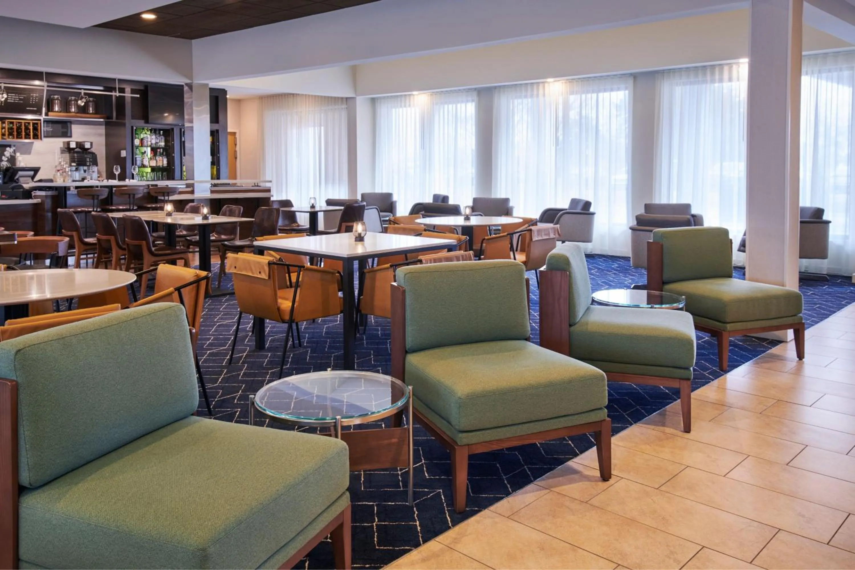 Lobby or reception in Courtyard by Marriott Detroit Livonia