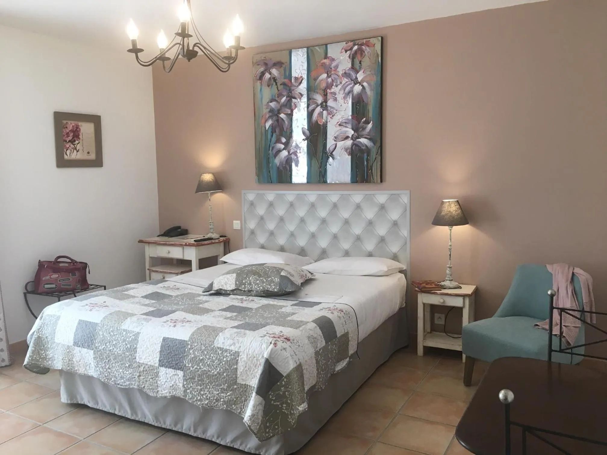 Photo of the whole room, Bed in Hotel Les Ambres