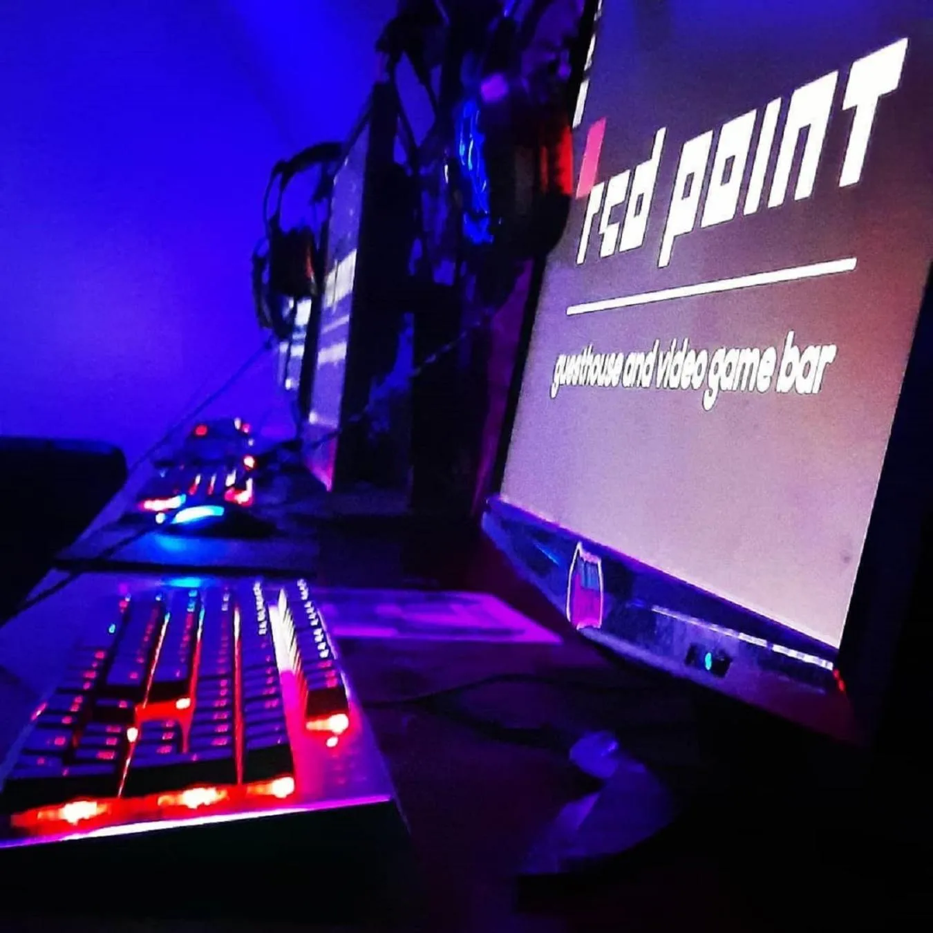 Game Room in Red Point