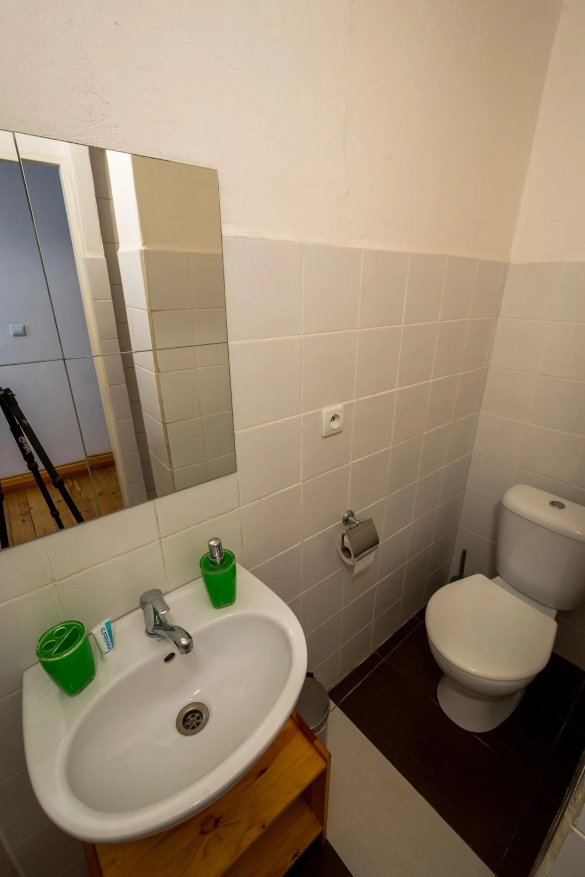 Toilet in Red Point