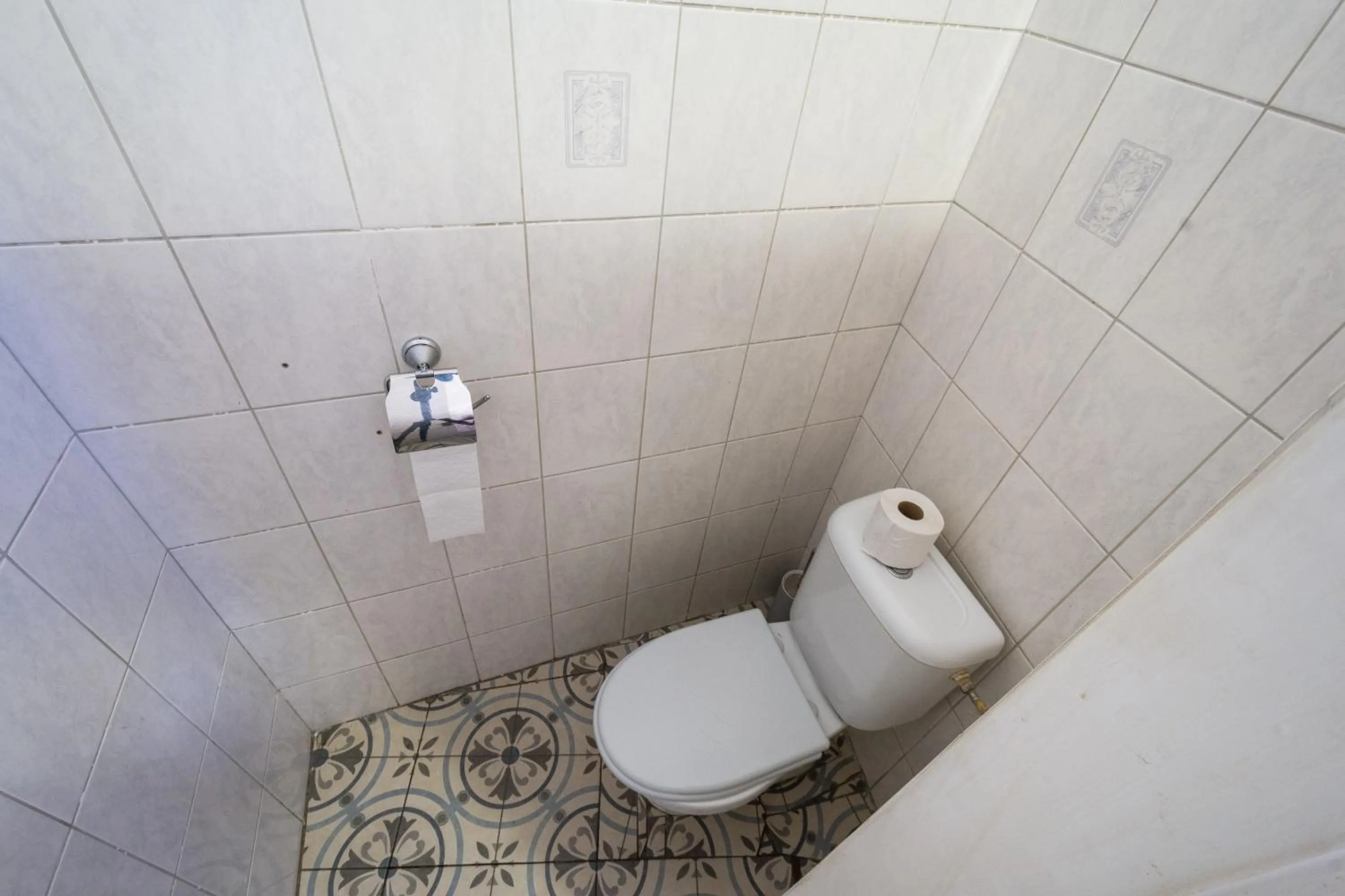 Toilet in Red Point